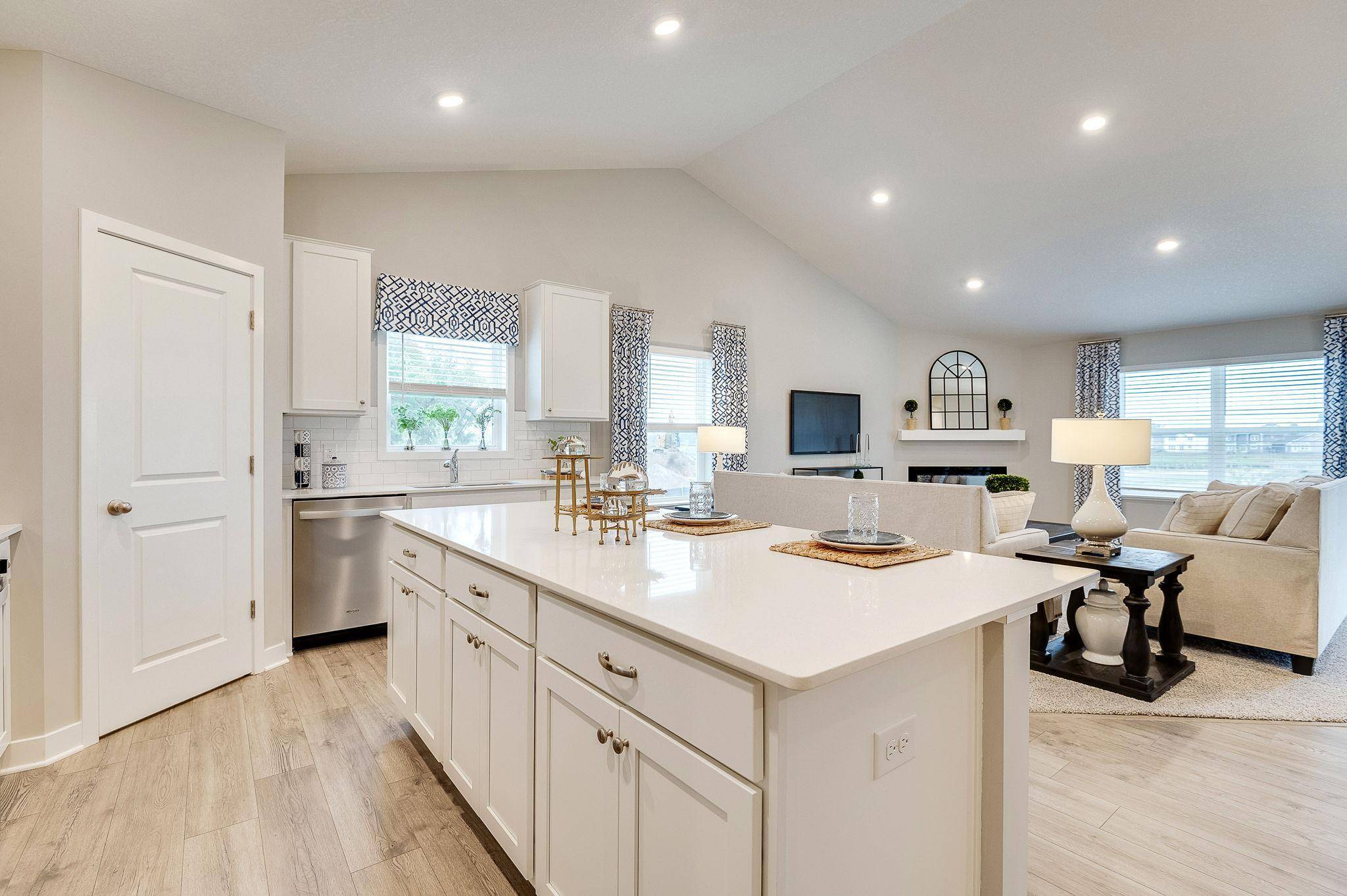 8825 Jules AVE S, Cottage Grove, MN 55016