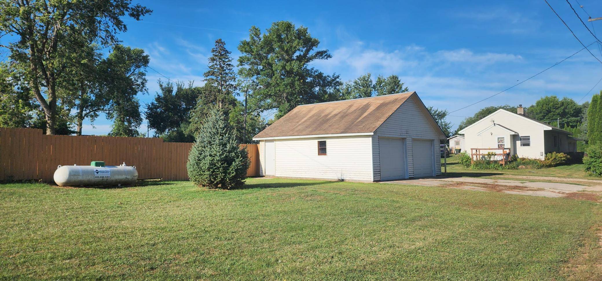 400 Short Line AVE, Sunburg, MN 56289