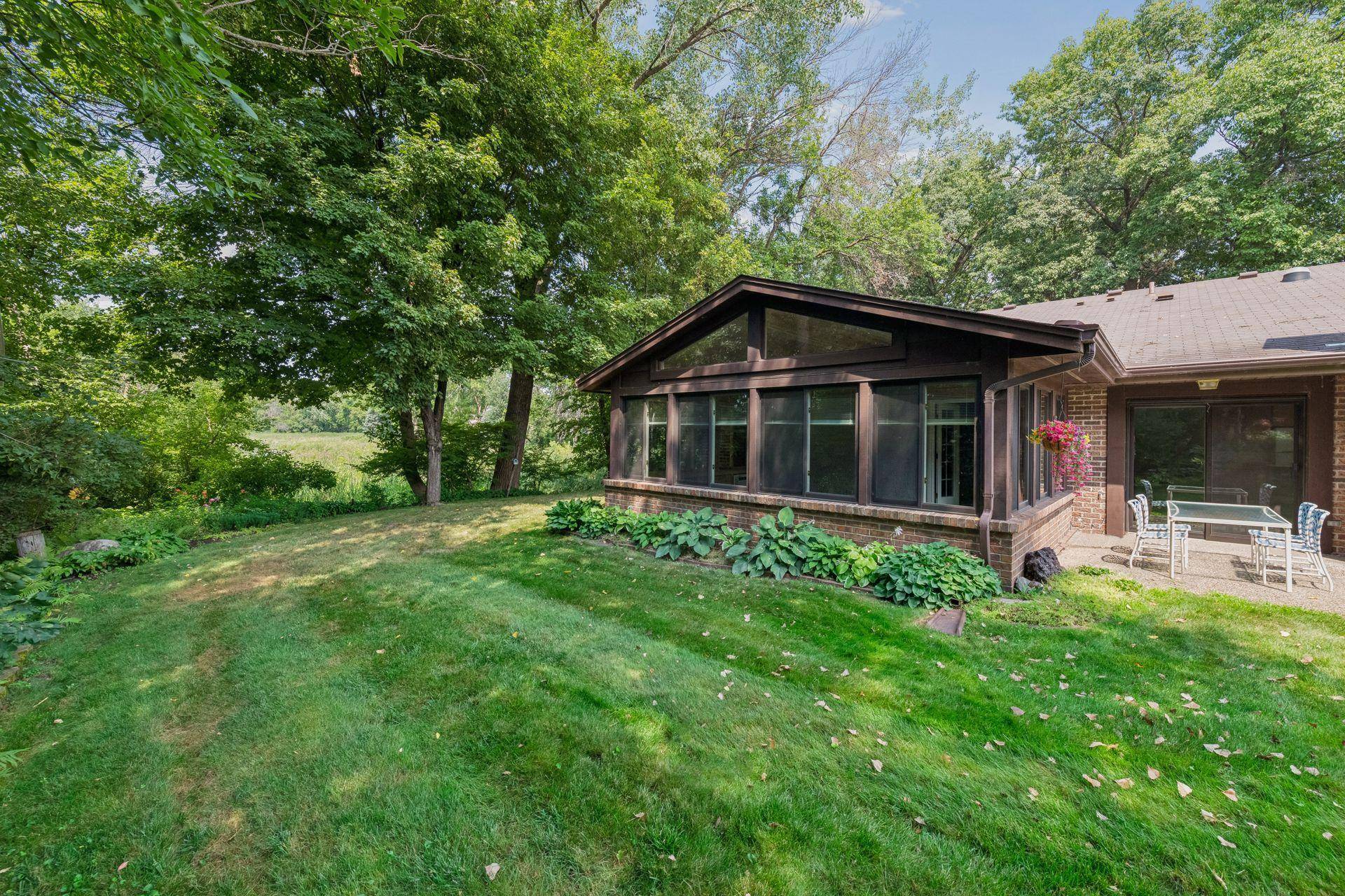1254 Archer LN N, Plymouth, MN 55447