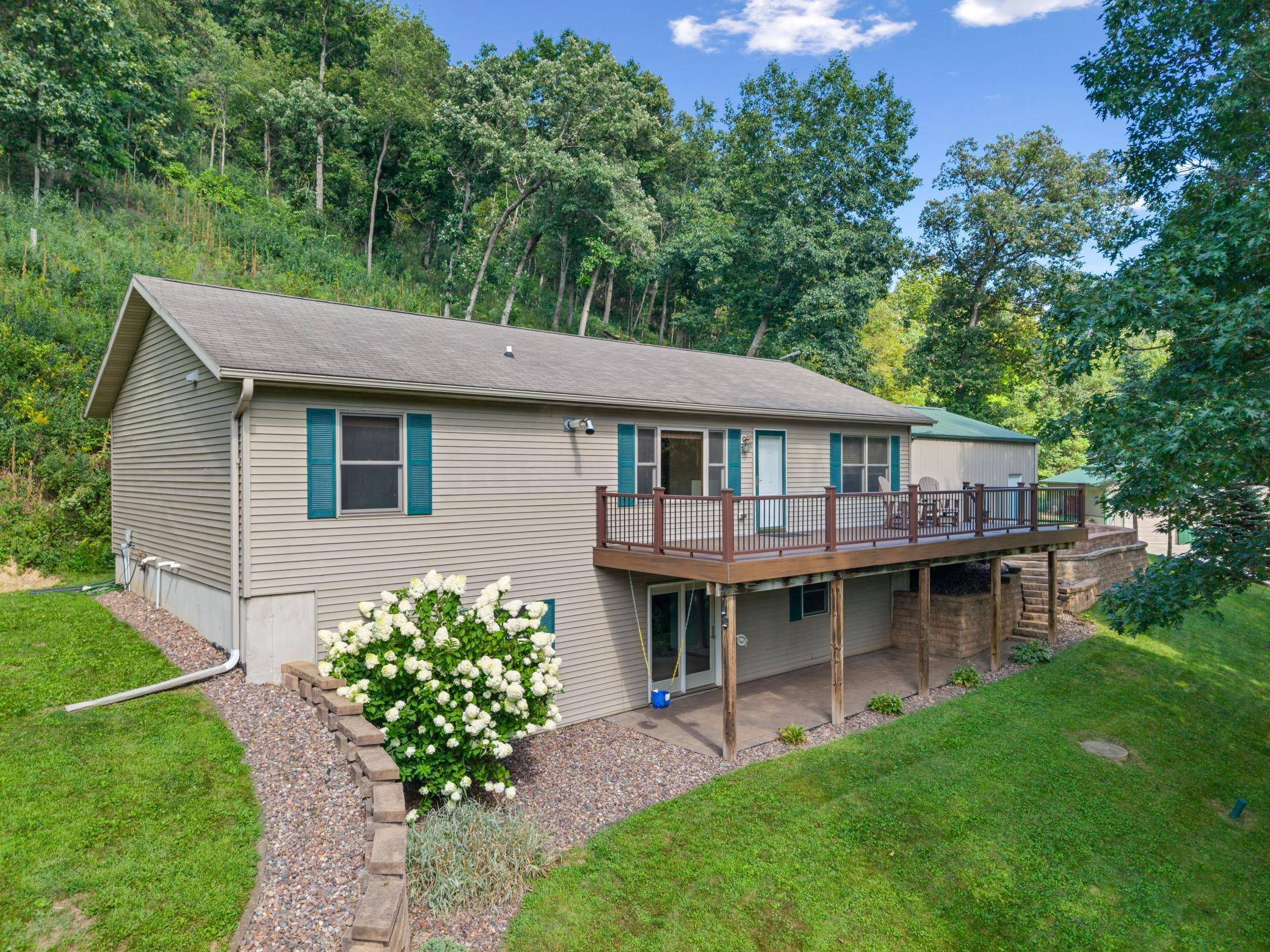 6648 Gonia DR, Caledonia, MN 55921