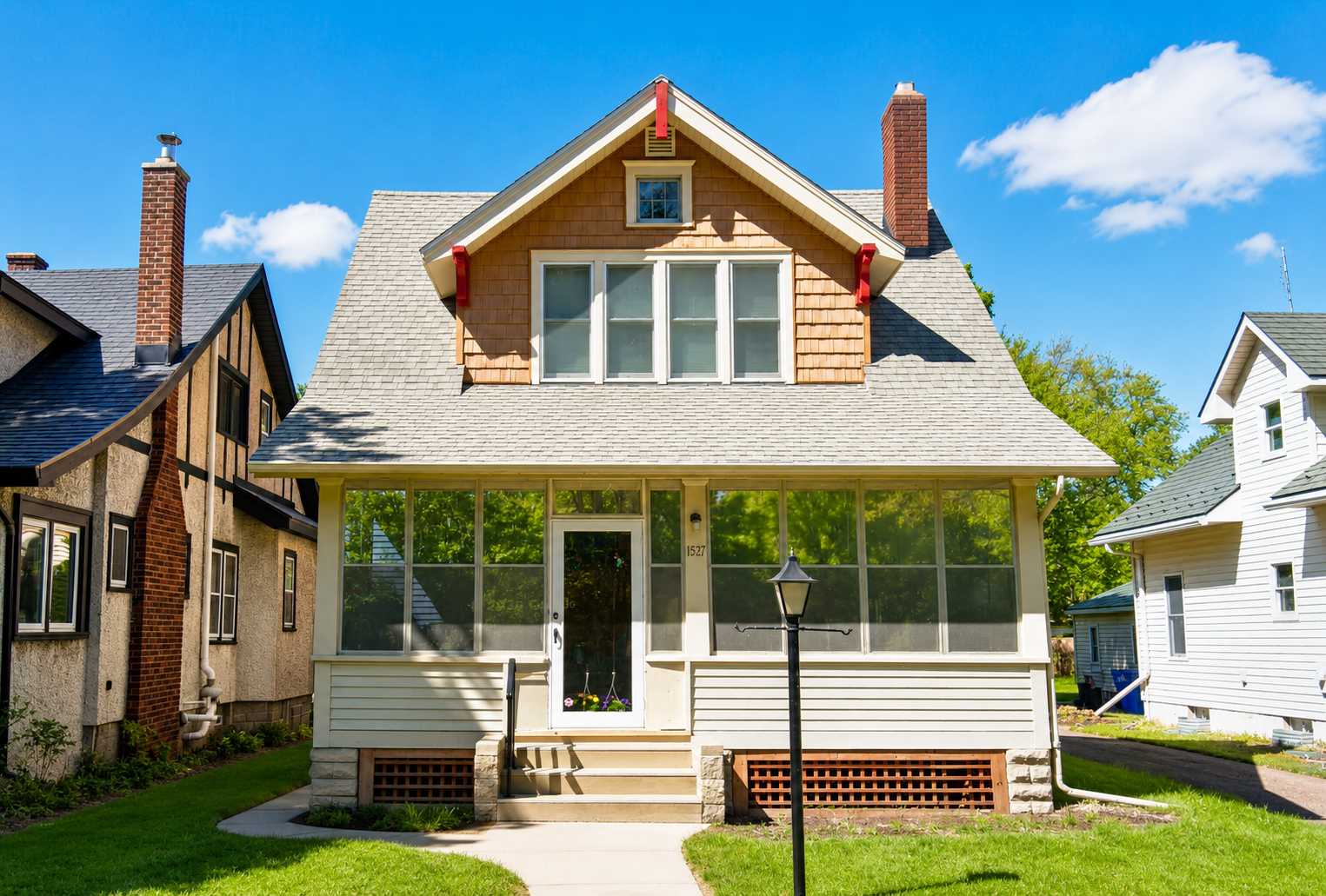 1537 Midway Pkwy, Saint Paul, MN 55108