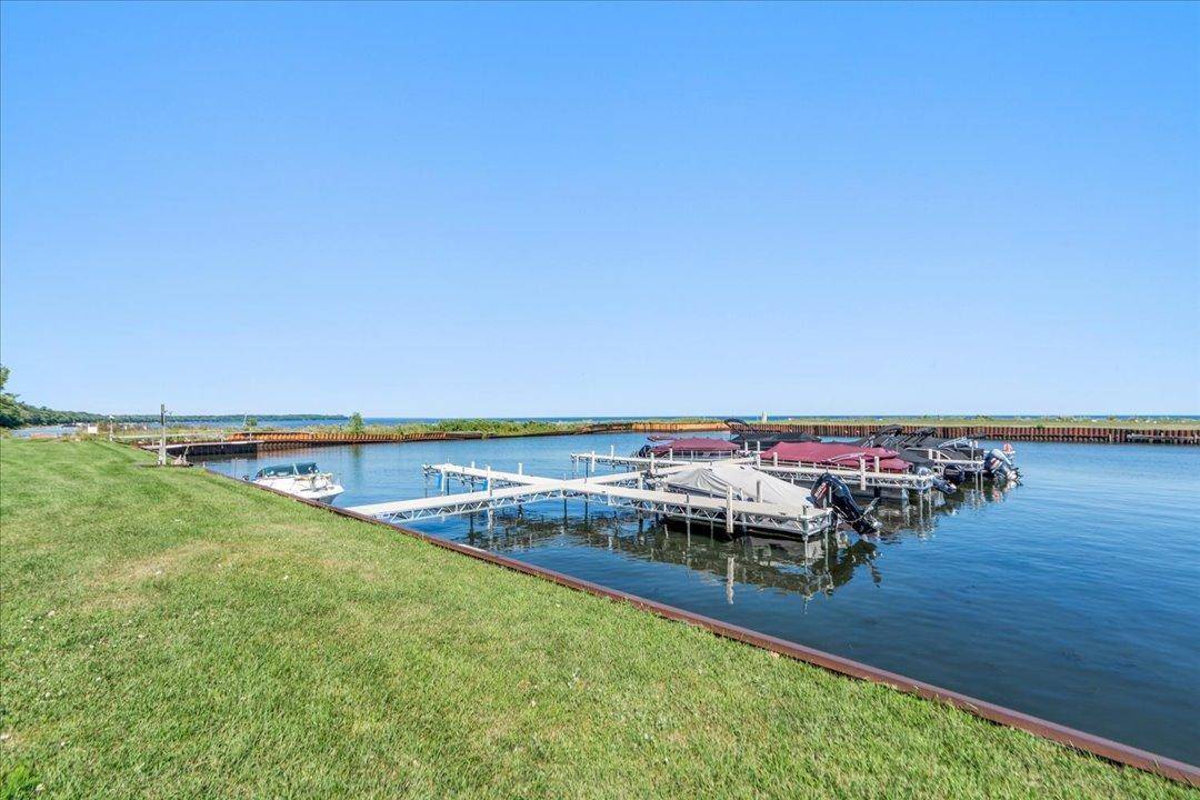 10490 US Highway 169 #103, Garrison, MN 56450