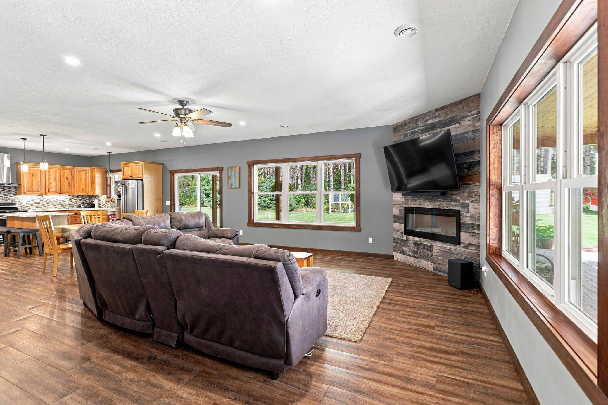 3339 277th AVE NW, Isanti, MN 55040