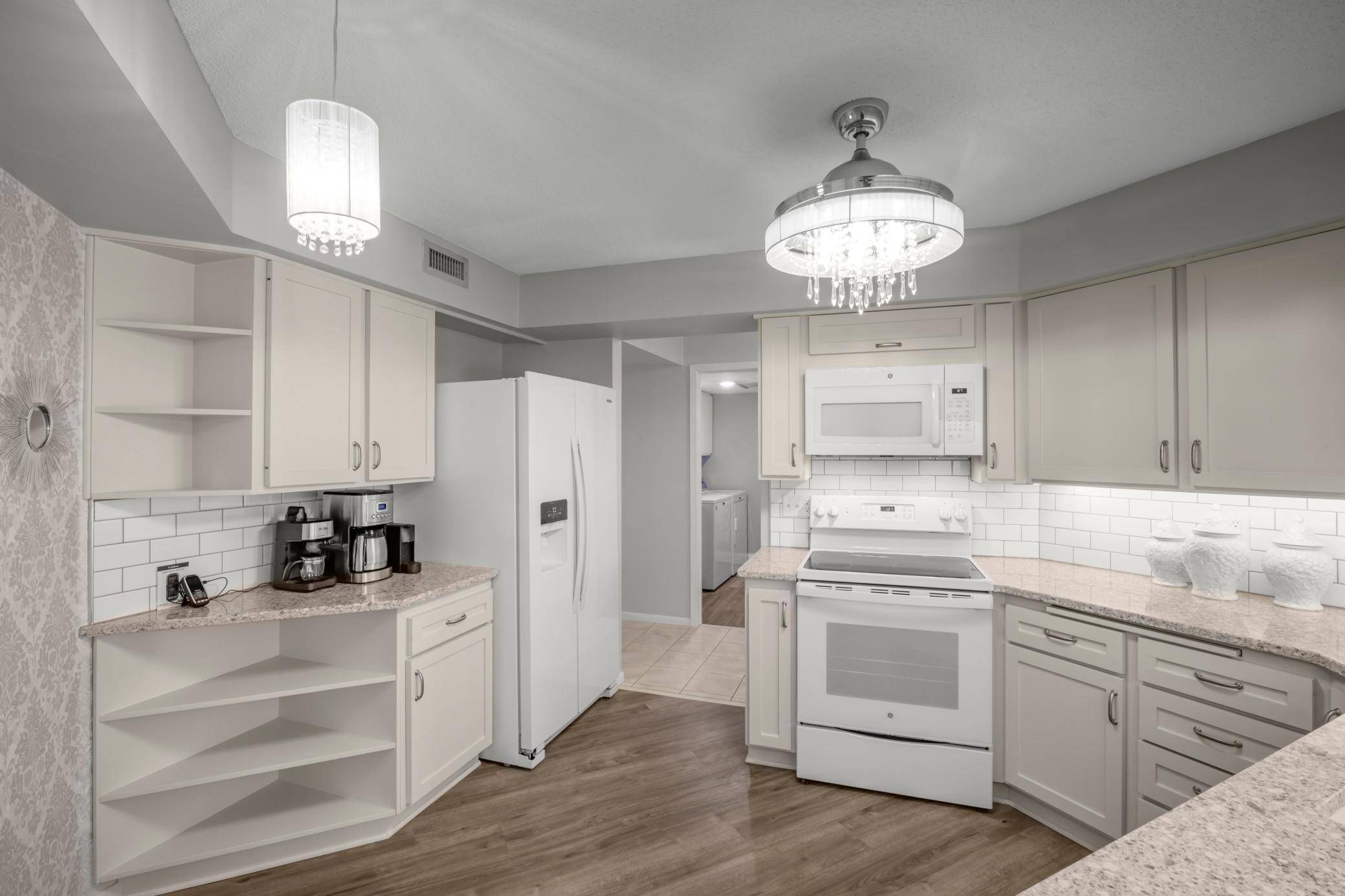 14501 Atrium WAY #225, Minnetonka, MN 55345