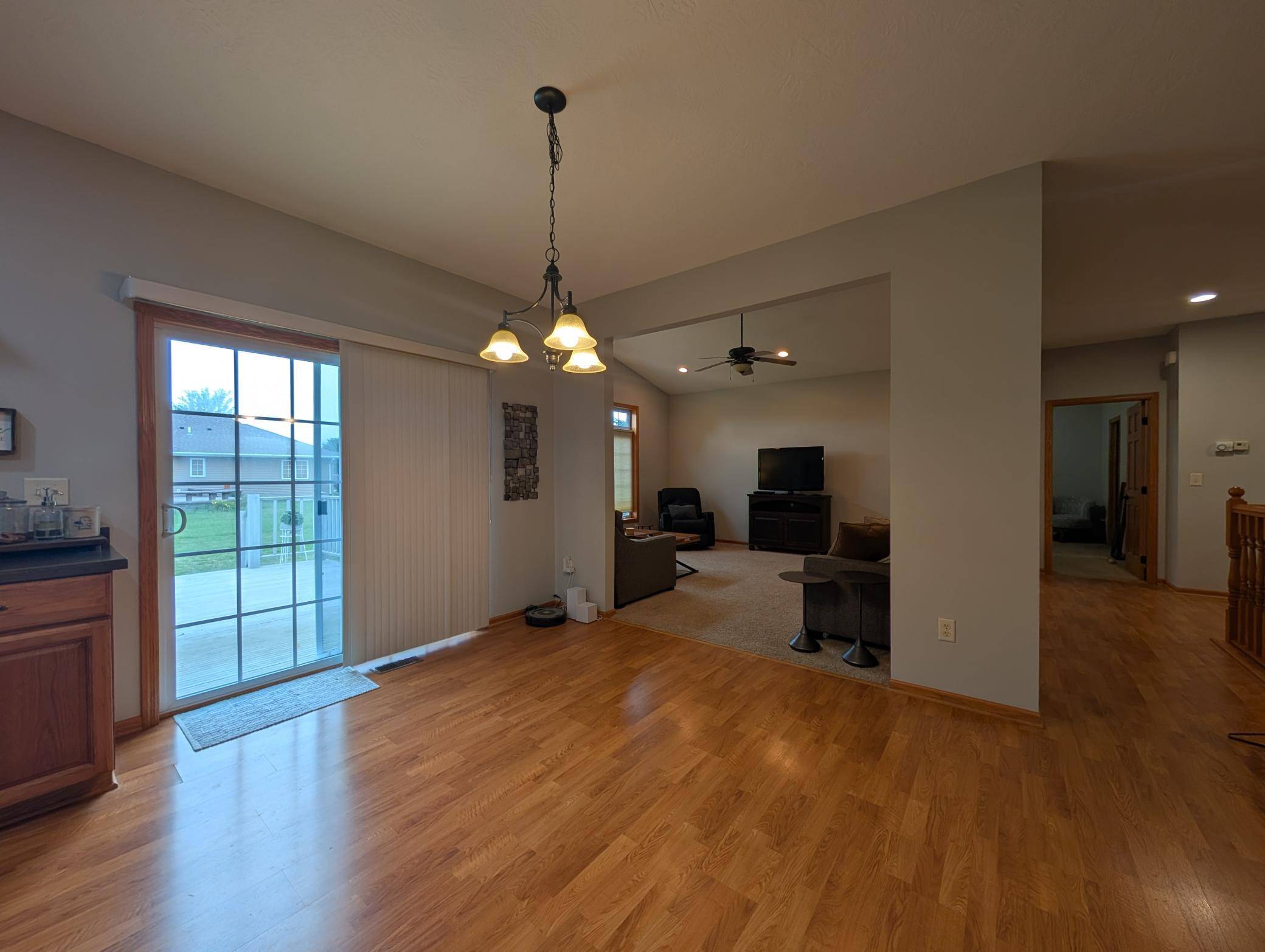 501 Mercedes DR, Marshall, MN 56258