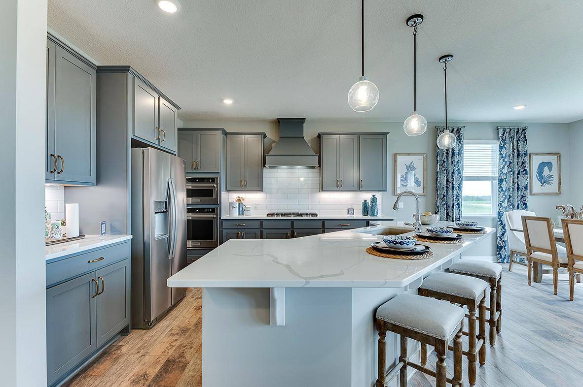 1639 Oak Creek PASS, Chaska, MN 55318