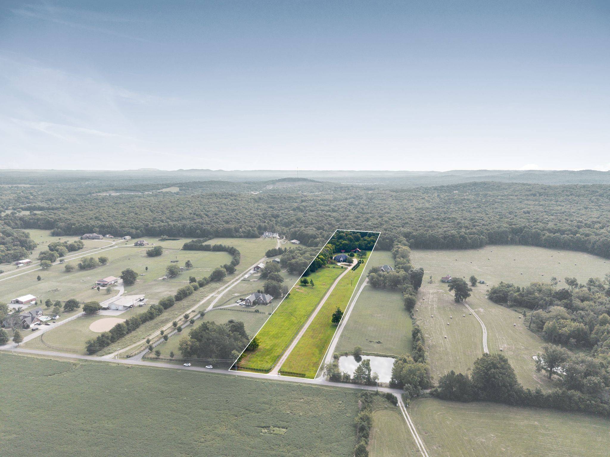 1655 S Lovvorn Rd, Christiana, TN 37037