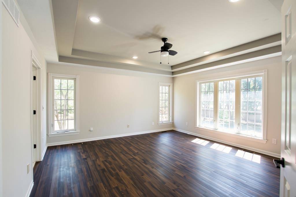15425 W Grassmere, Wichita, KS 67052