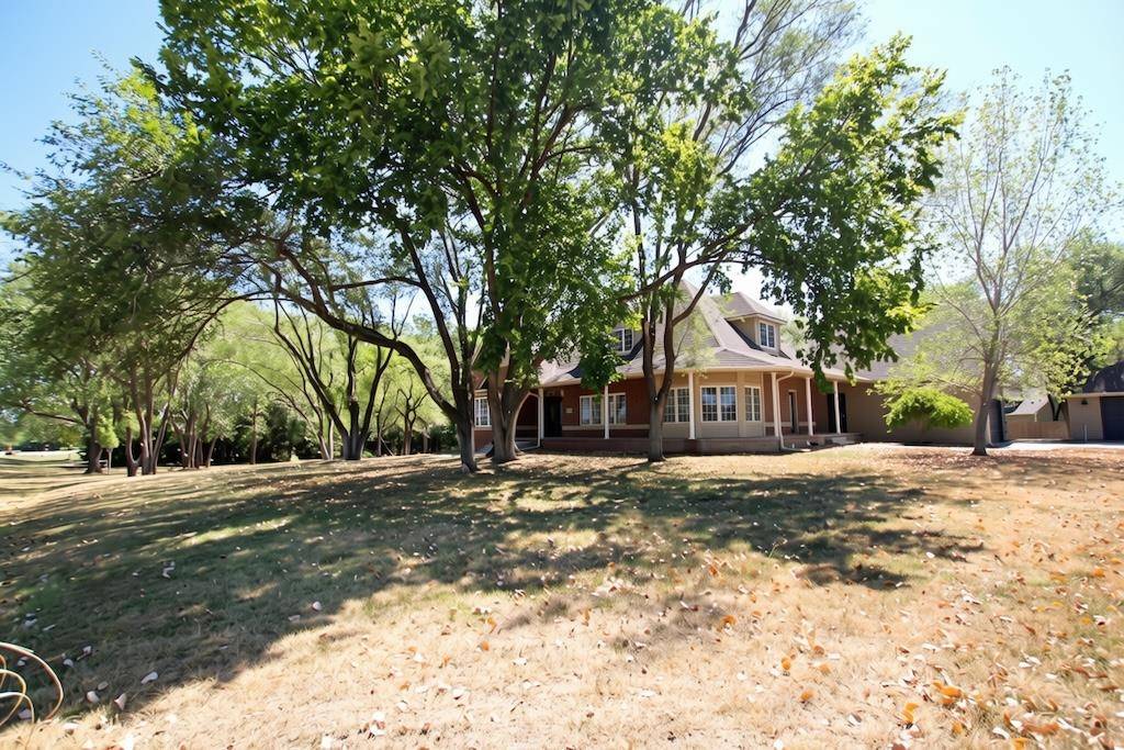 15425 W Grassmere, Wichita, KS 67052
