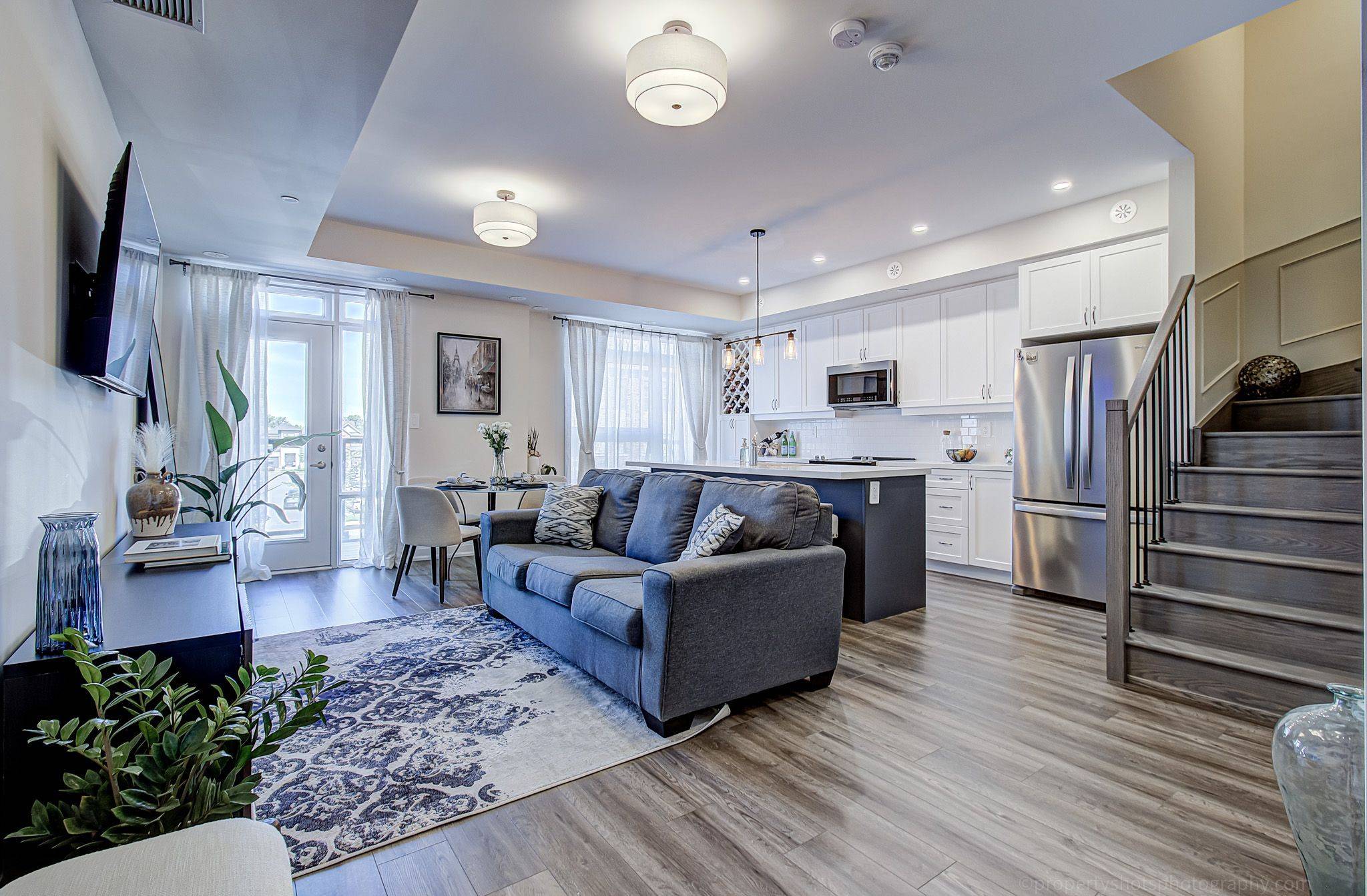 1569 Rose WAY #116, Milton, ON L9E 1N4