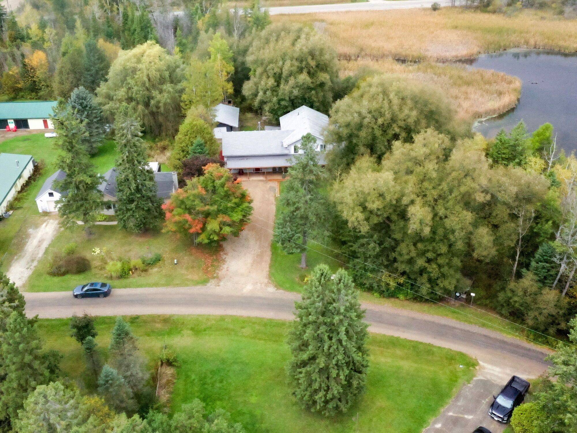8 Scott CRES, Erin, ON N0B 1Z0