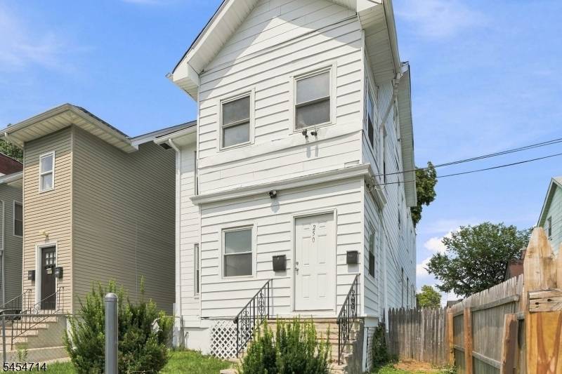 250 Elmwood Ave, East Orange City, NJ 07018