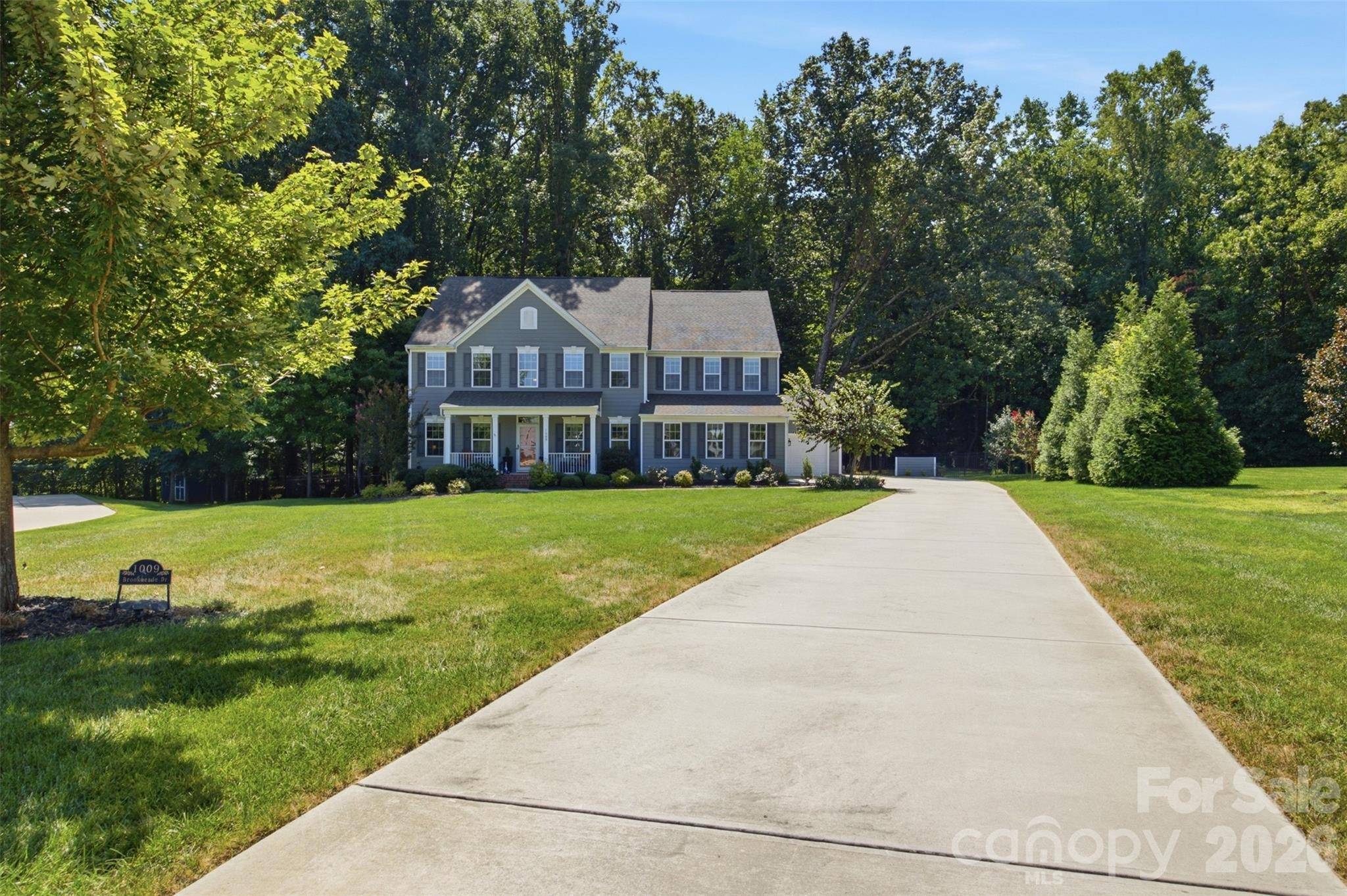 1009 Brookmeade DR, Waxhaw, NC 28173