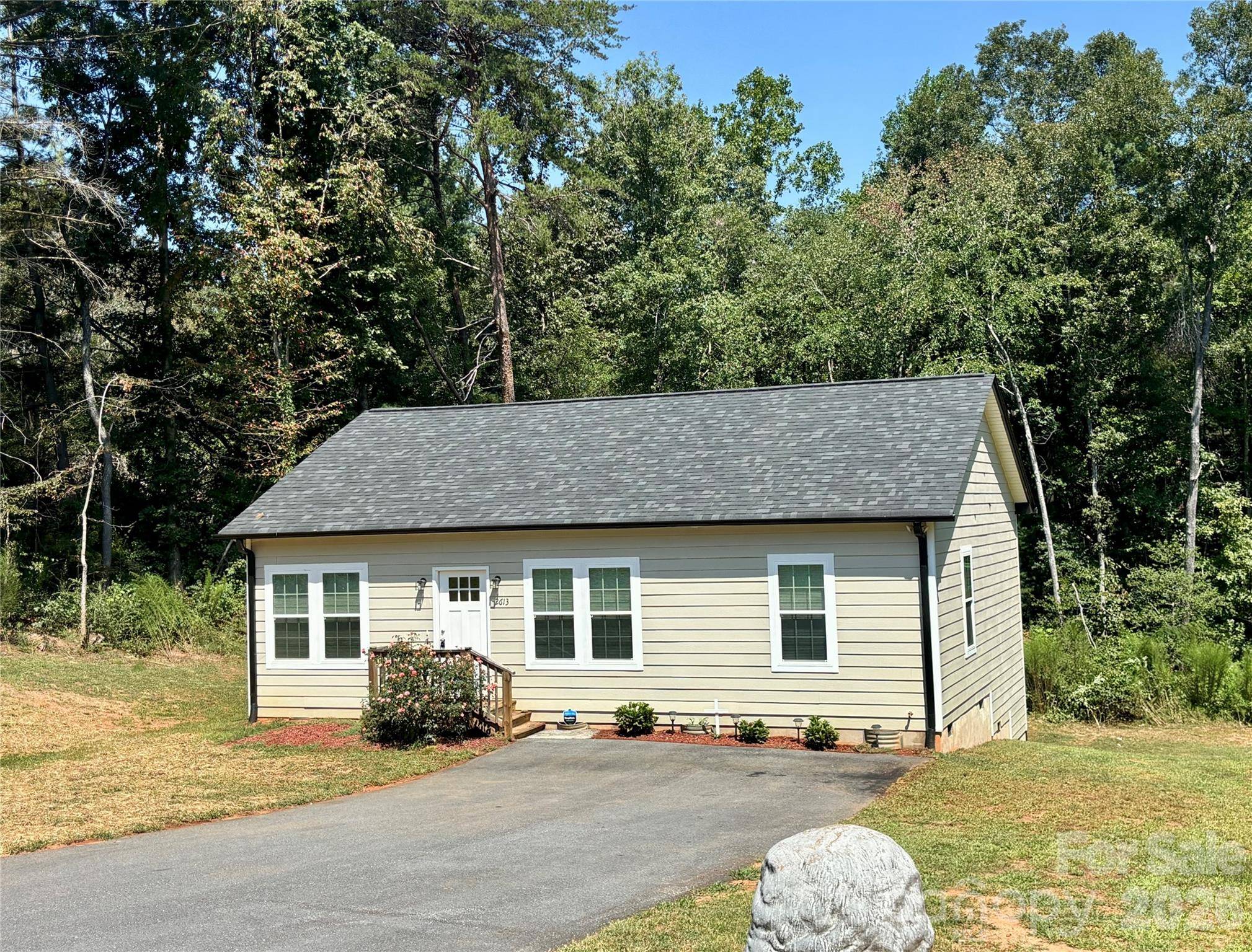 2613 Lynn Mountain RD, Vale, NC 28168