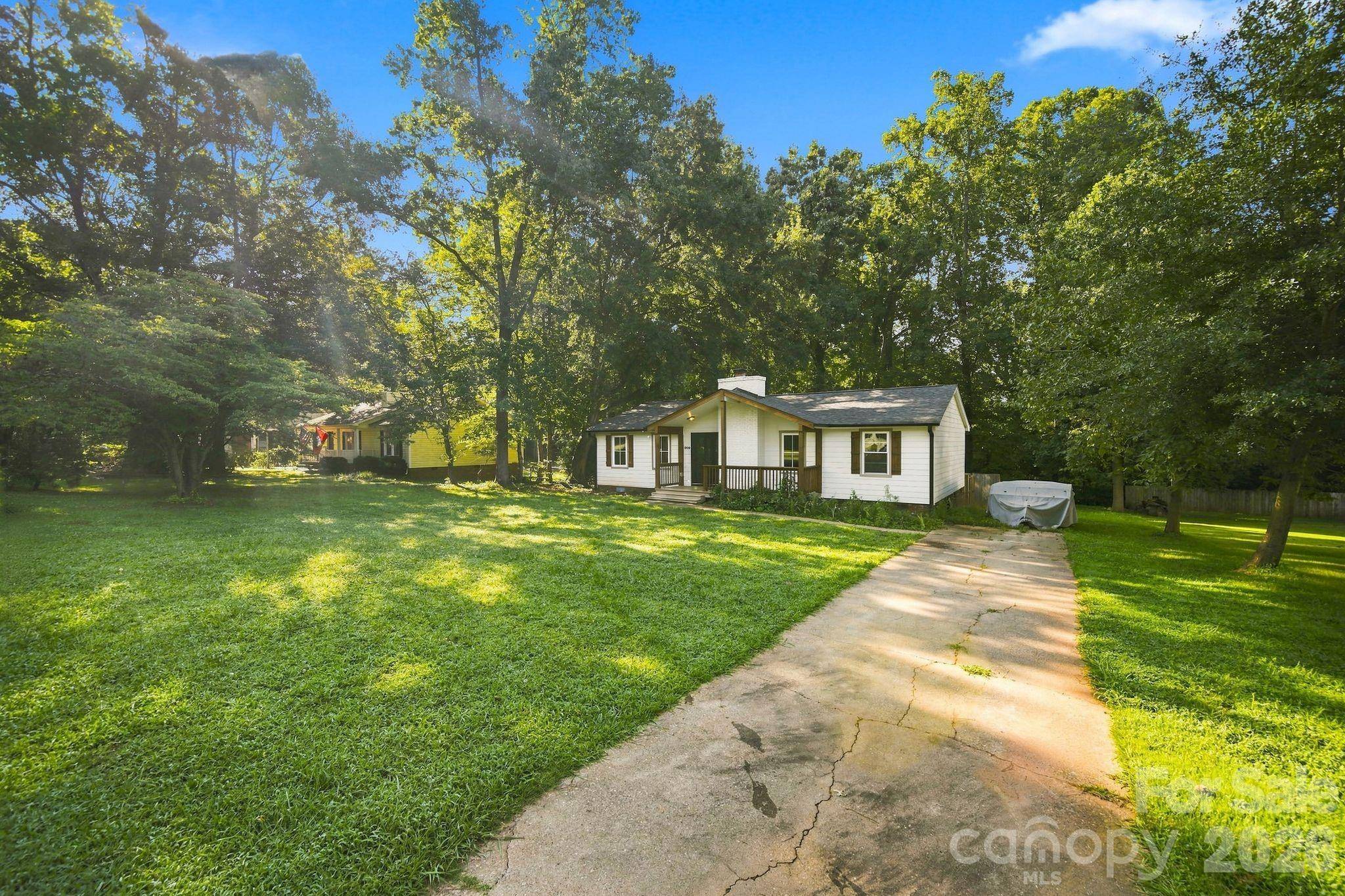 600 Briarcreek RD, Gastonia, NC 28056
