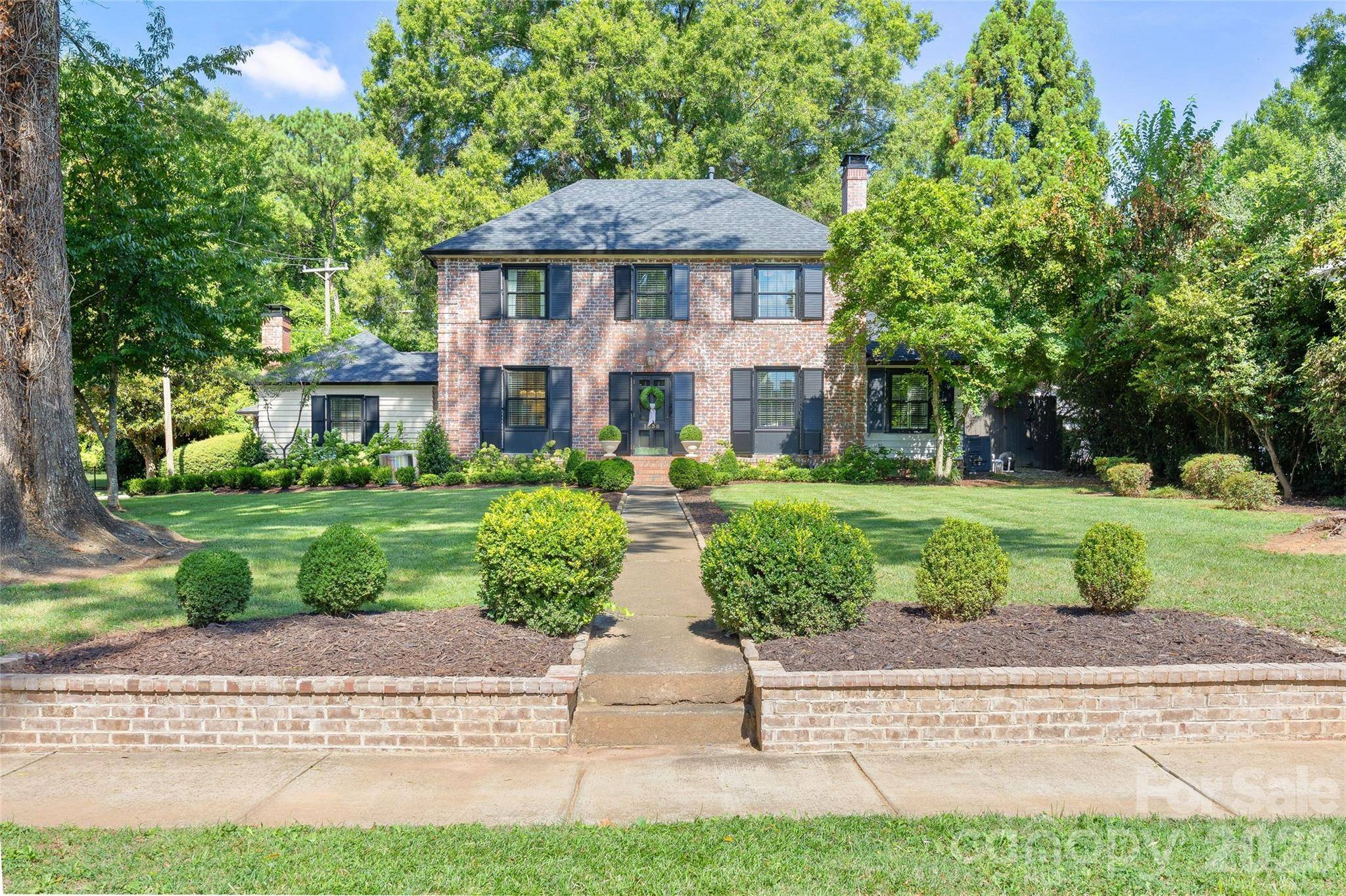 1838 S Wendover RD, Charlotte, NC 28211