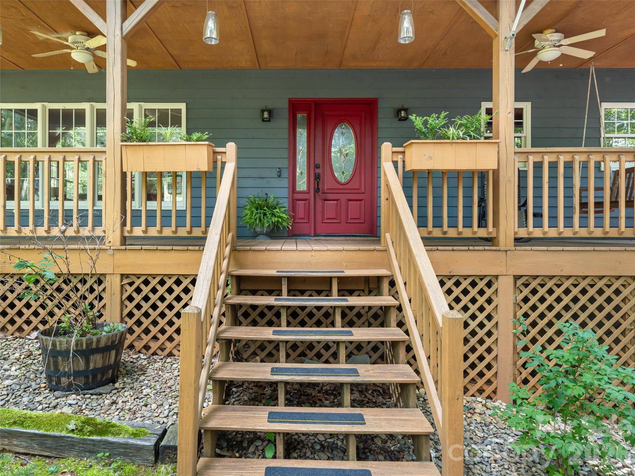 12 Howling Waite RDG, Candler, NC 28715