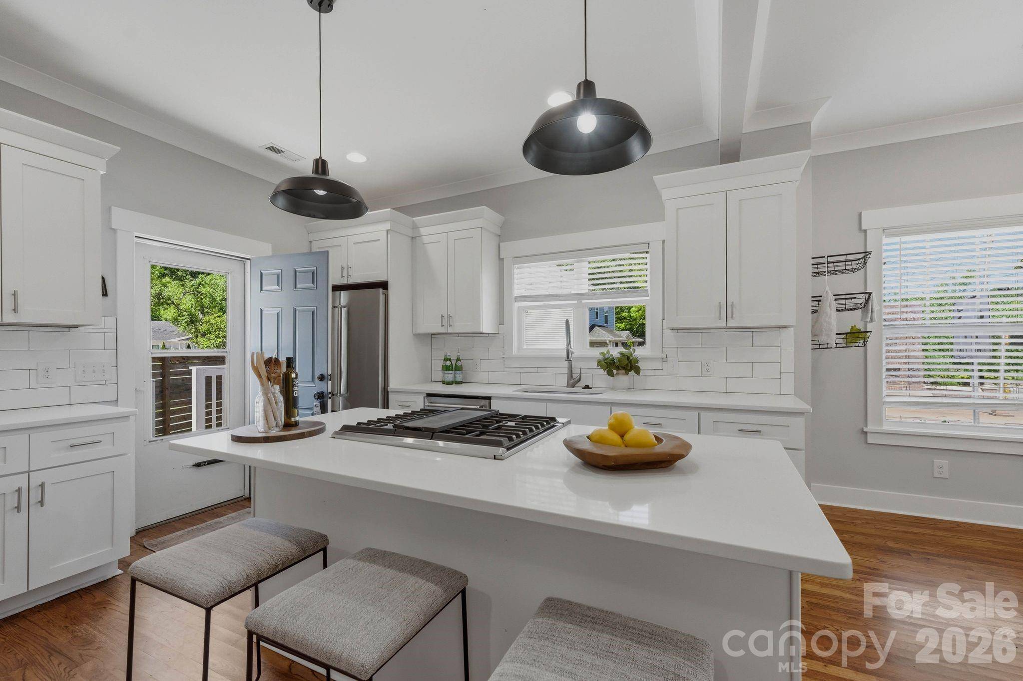 1416 Parkwood AVE, Charlotte, NC 28205