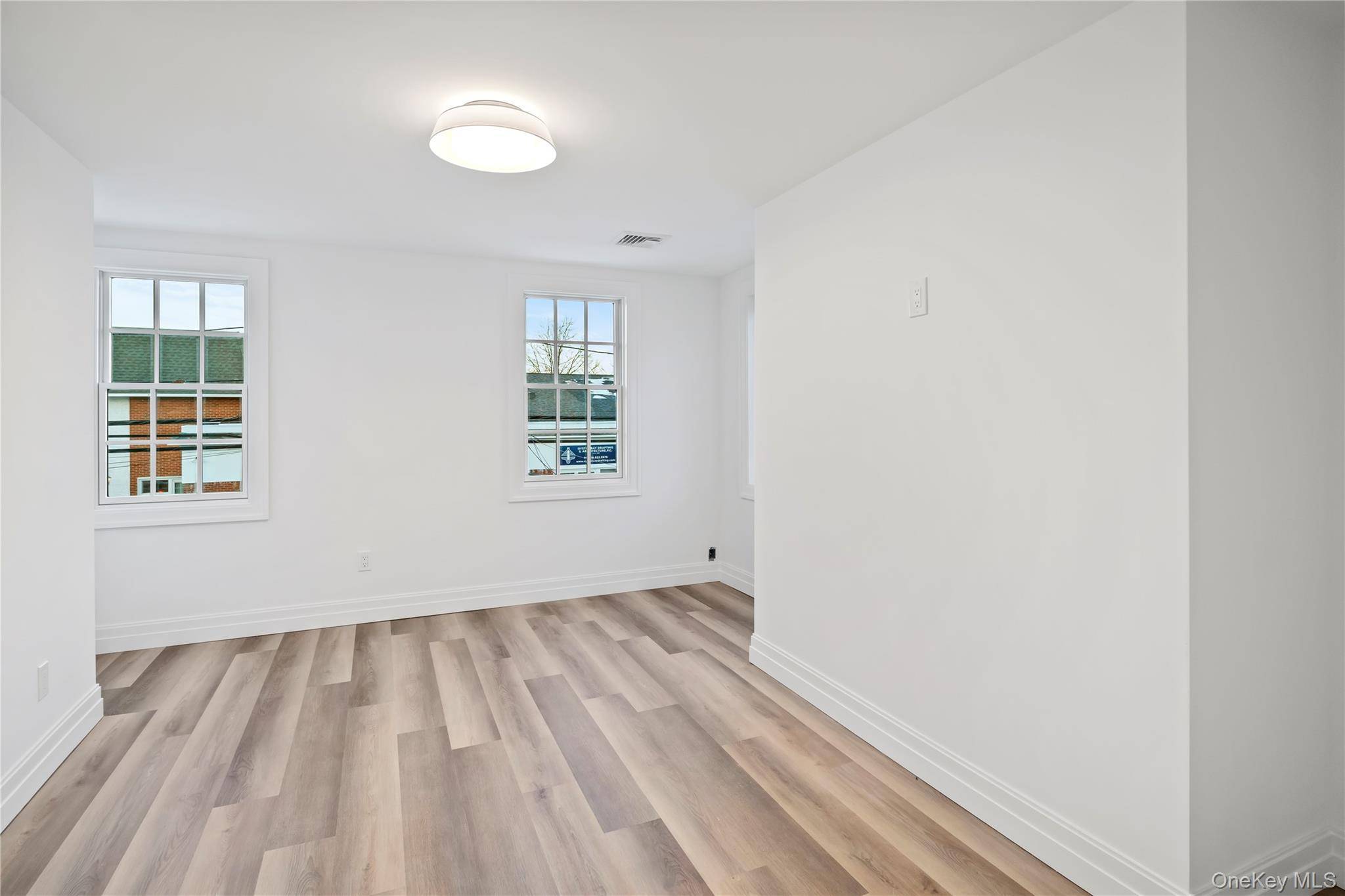 71 W Main ST #2A, Oyster Bay, NY 11771