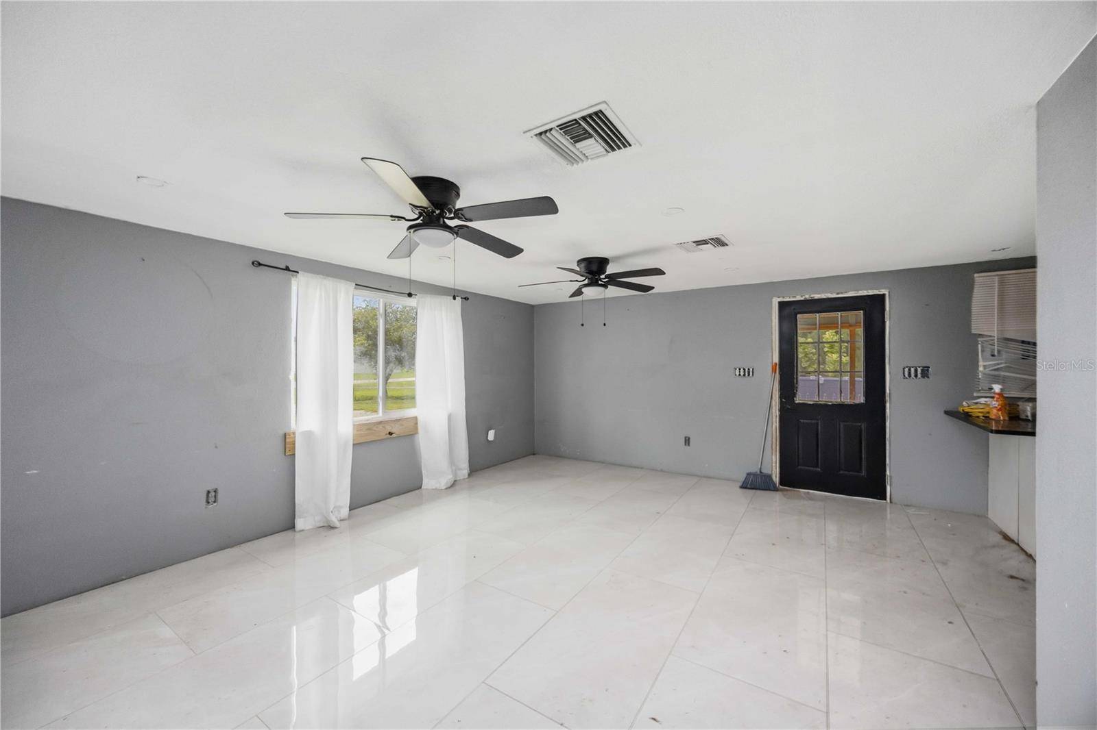 4275 SOUTHLAND AVE, Port Charlotte, FL 33953