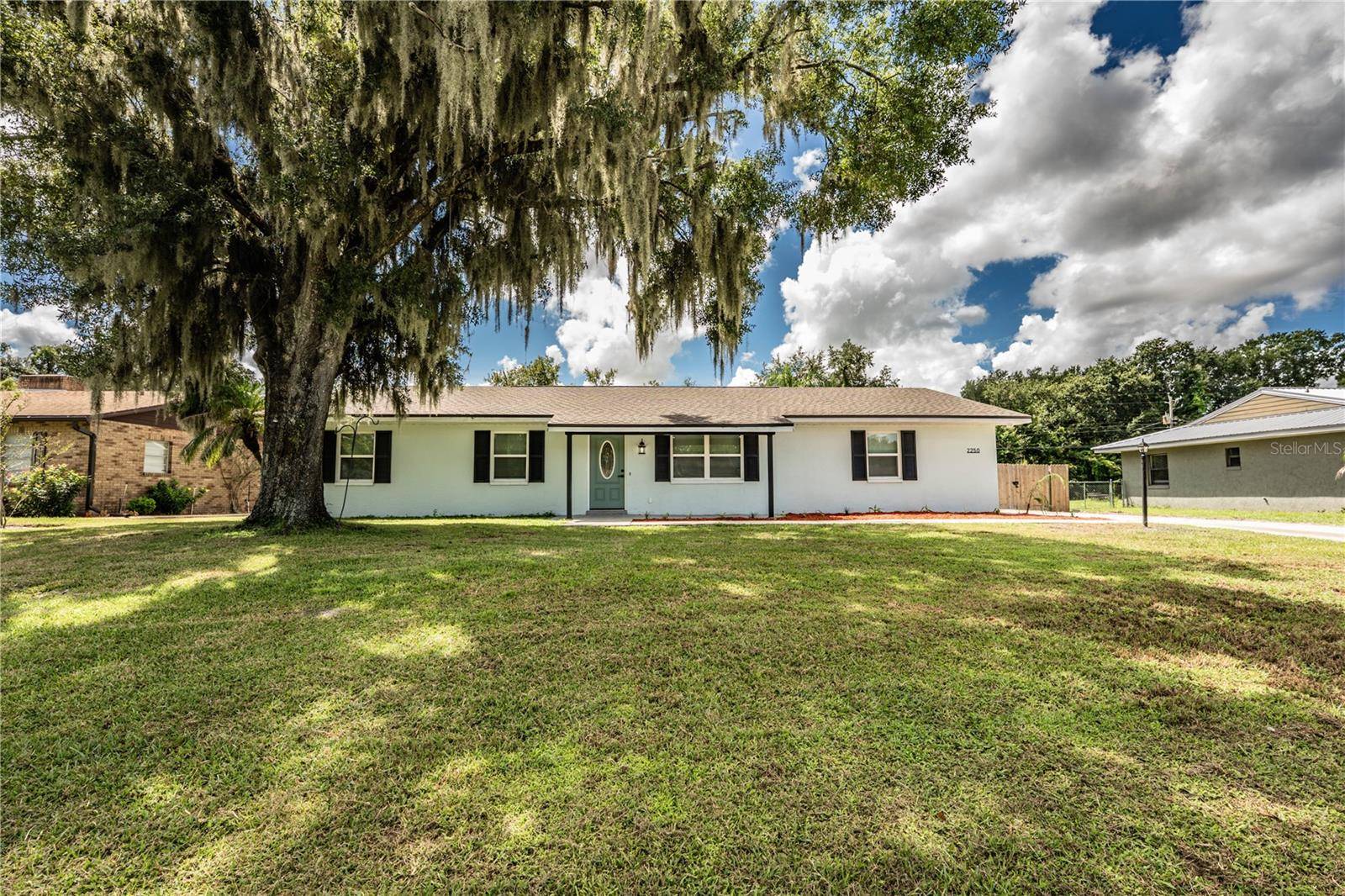 2250 MAPLE HILL DR, Lakeland, FL 33811