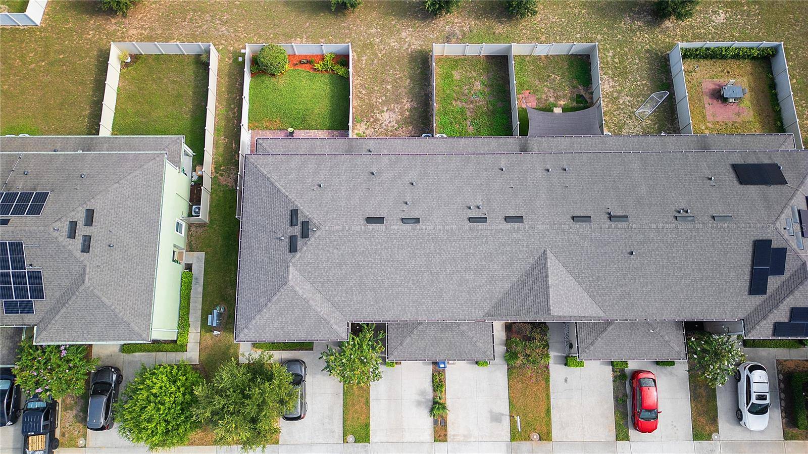 9033 WILDFLOWER LN, Kissimmee, FL 34747