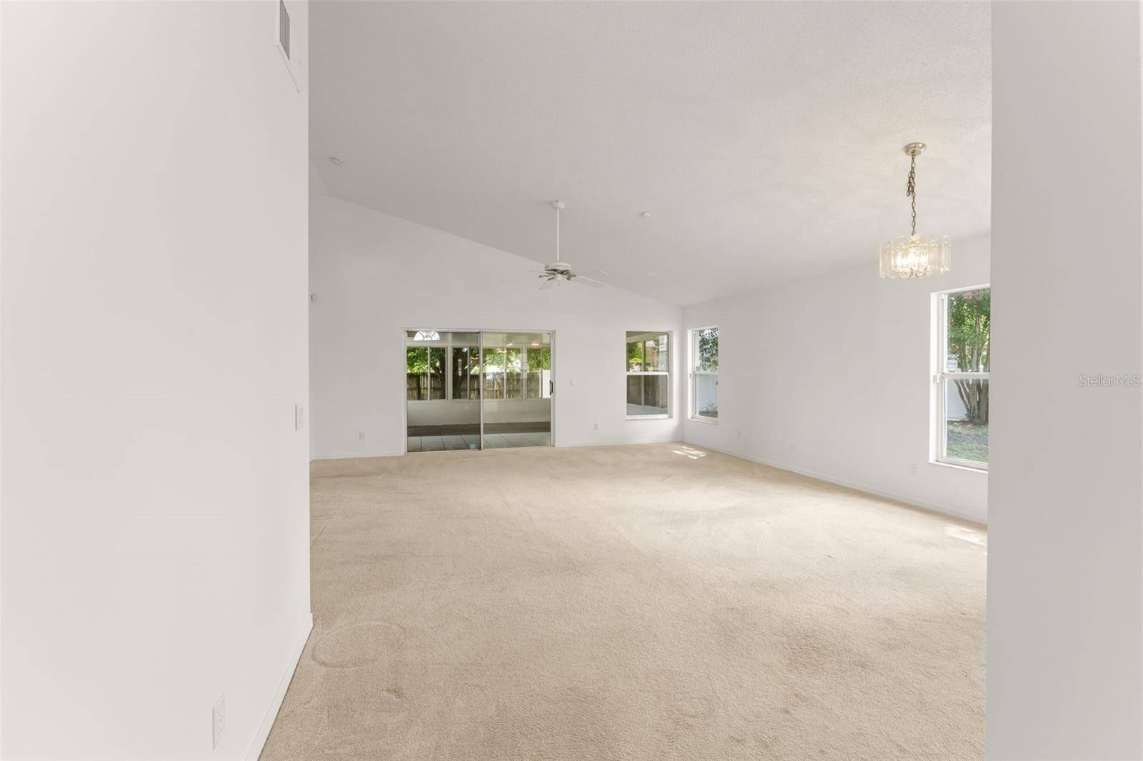 4811 FORT APACHE CT, Orlando, FL 32822