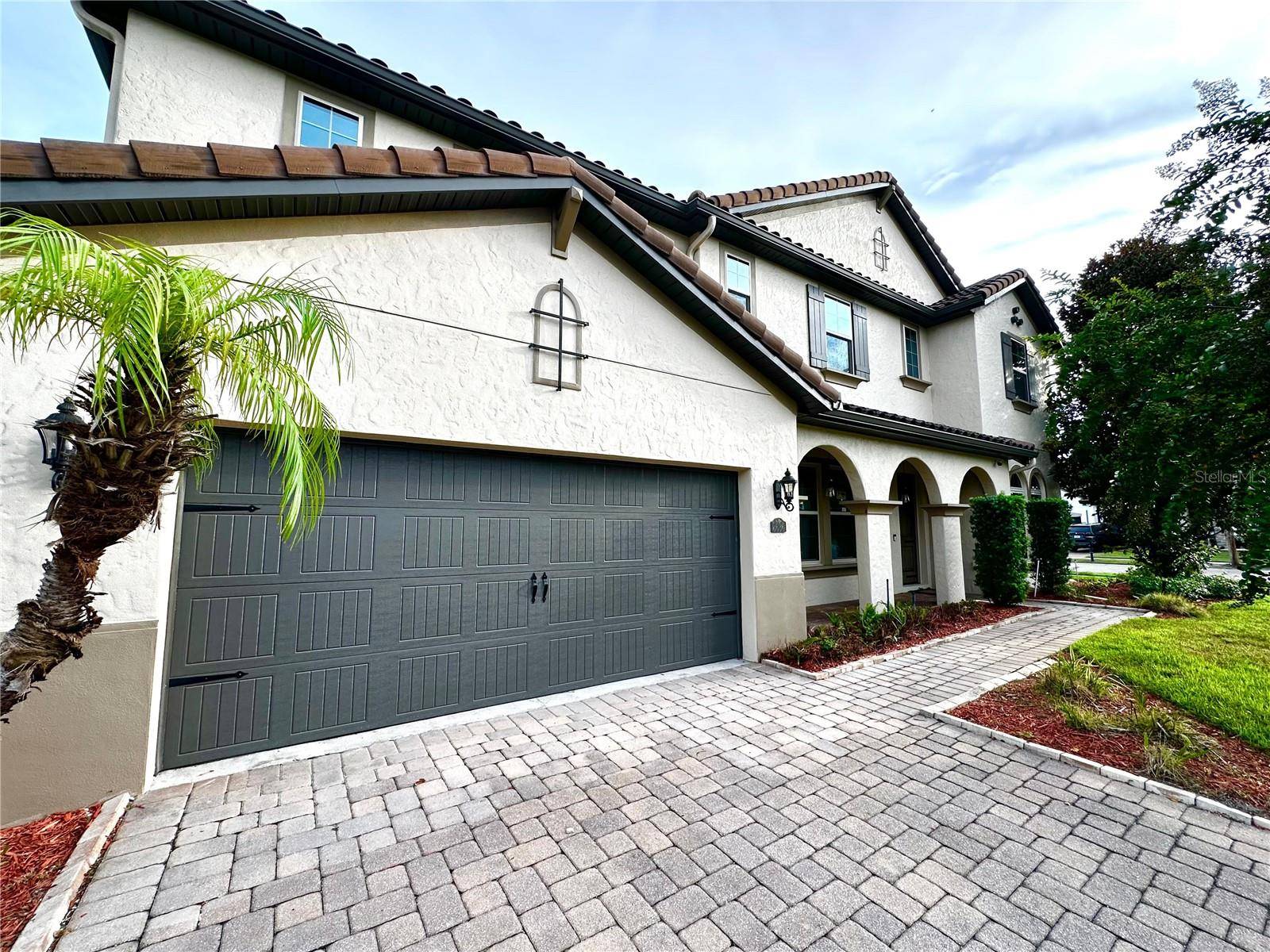 8636 CHILTON DR, Orlando, FL 32836