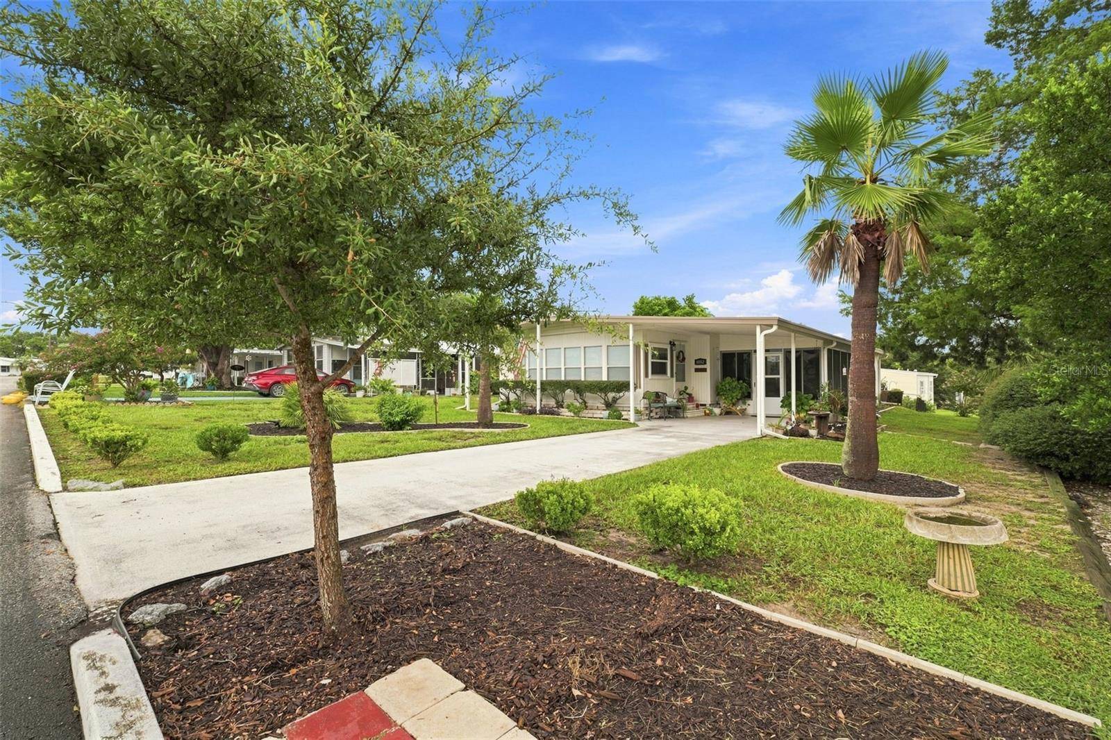 8082 DELLROSE AVE, Brooksville, FL 34613