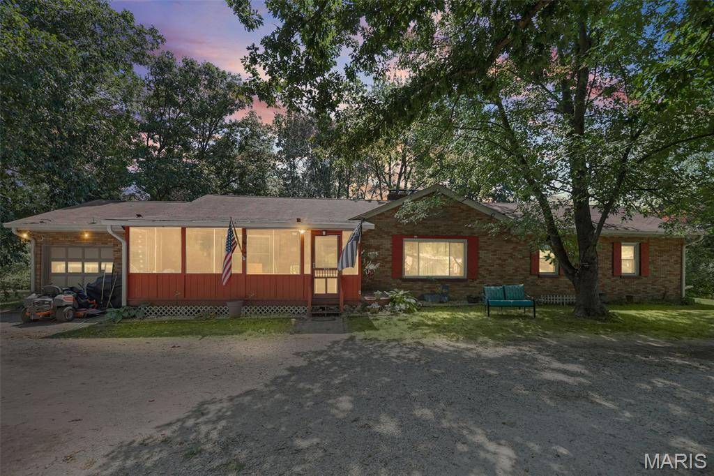 3620 Bloomer DR, Alton, IL 62002