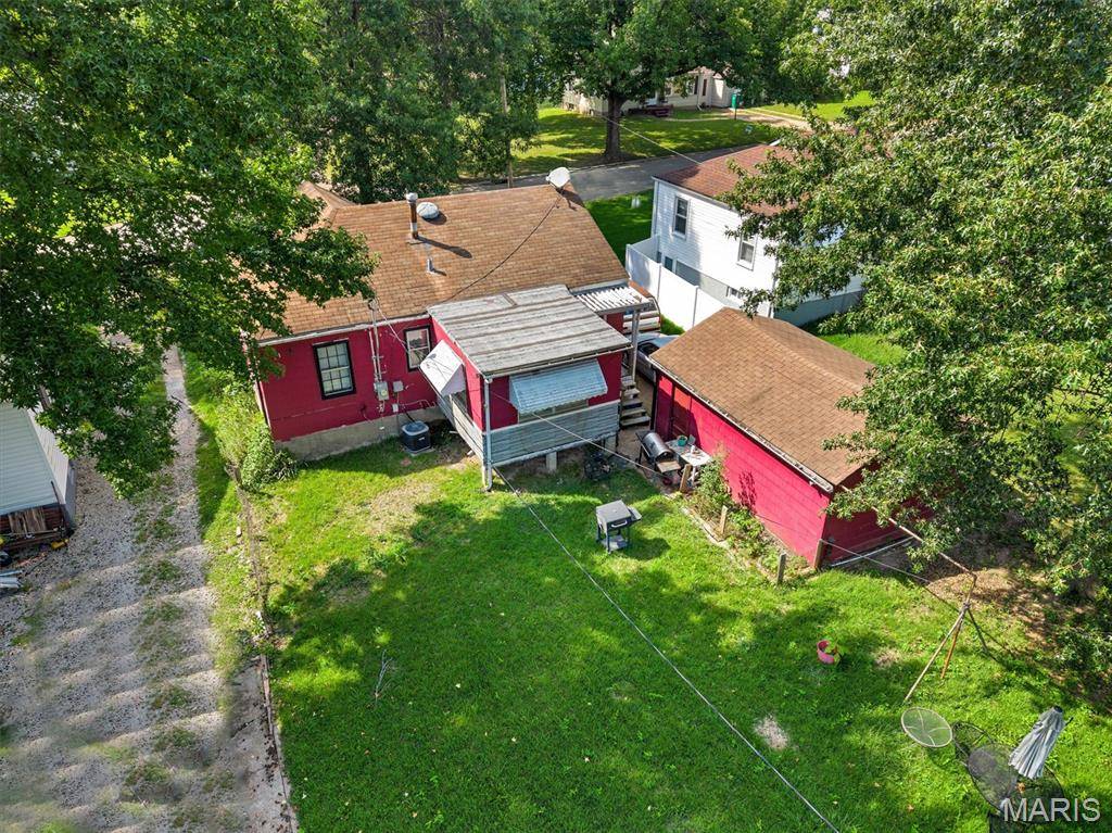 1944 Falcon DR, Hanley Hills, MO 63133