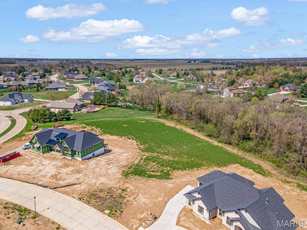 3905 Slate LN, Edwardsville, IL 62025