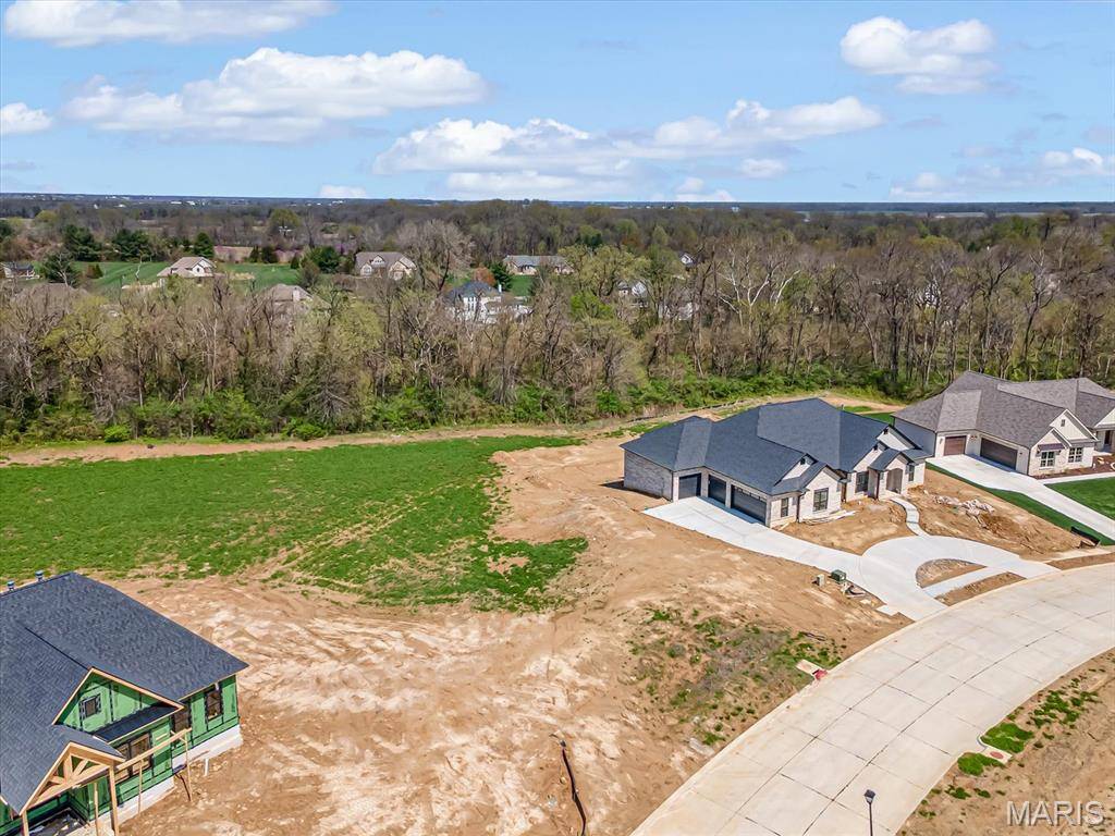 3905 Slate LN, Edwardsville, IL 62025