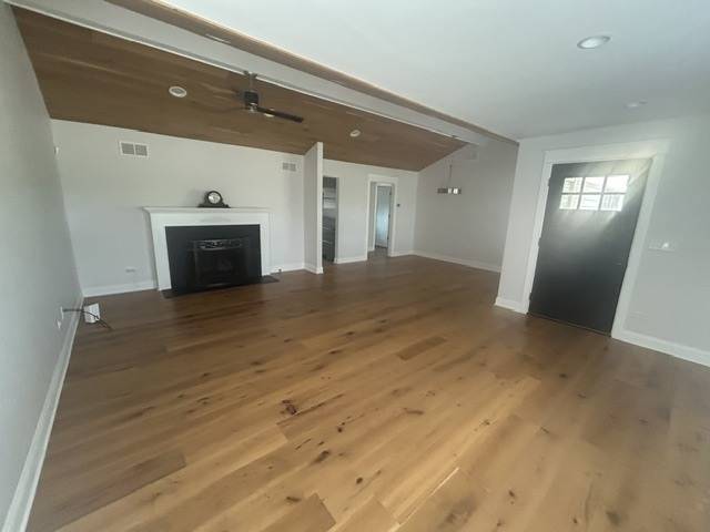 525 W Deerpath RD, Lake Forest, IL 60045