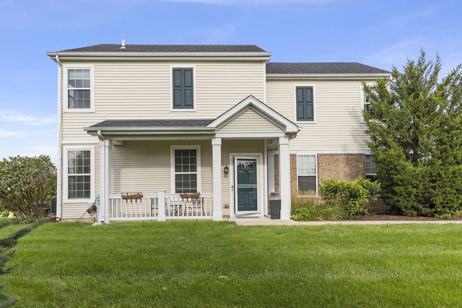 161 Willoughby CT #A, Yorkville, IL 60560