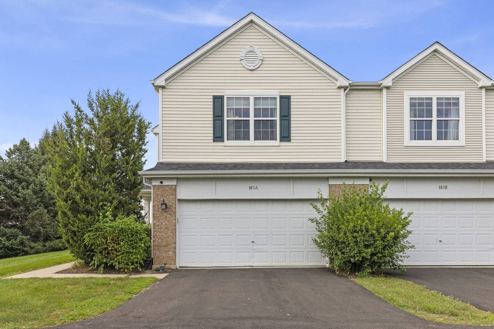 161 Willoughby CT #A, Yorkville, IL 60560