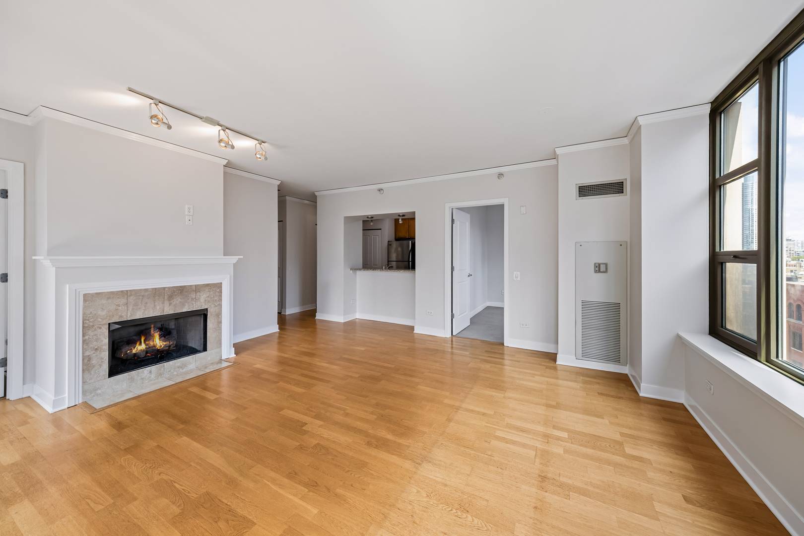 200 N Jefferson ST #909, Chicago, IL 60661