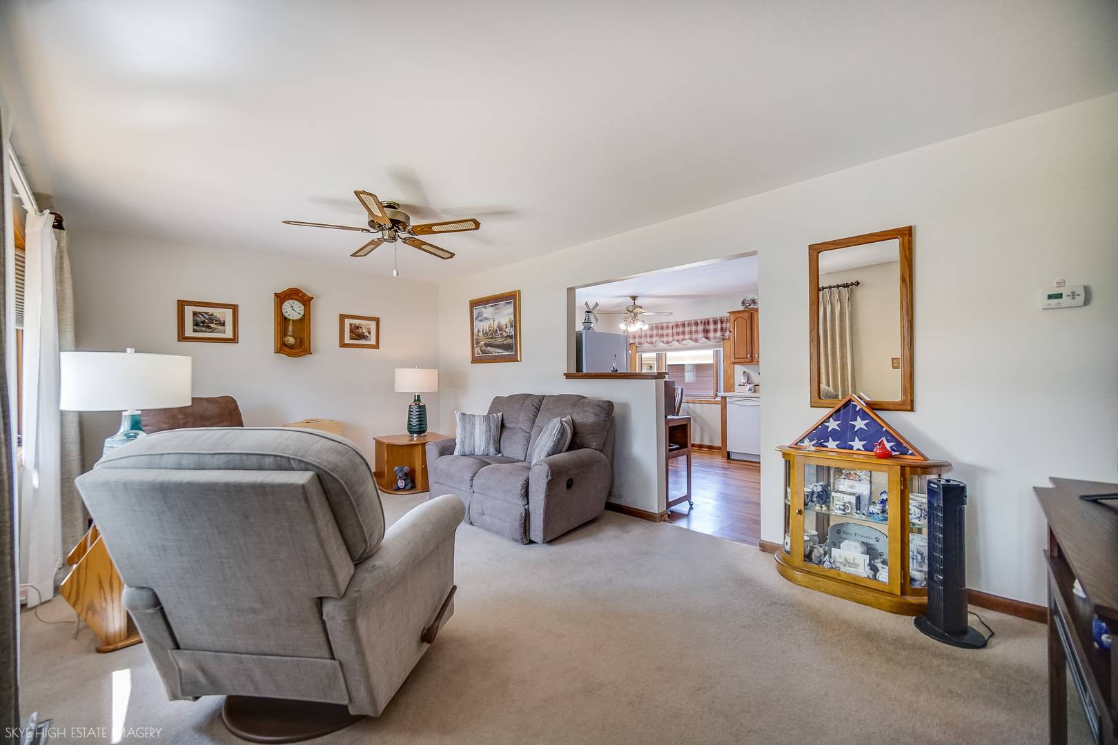 8724 Cranbrook LN, Bridgeview, IL 60455