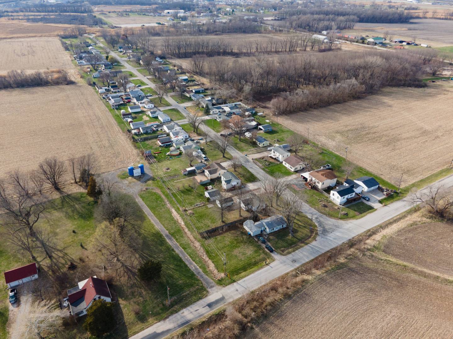 17122 10TH AVE, Carbon Cliff, IL 61239