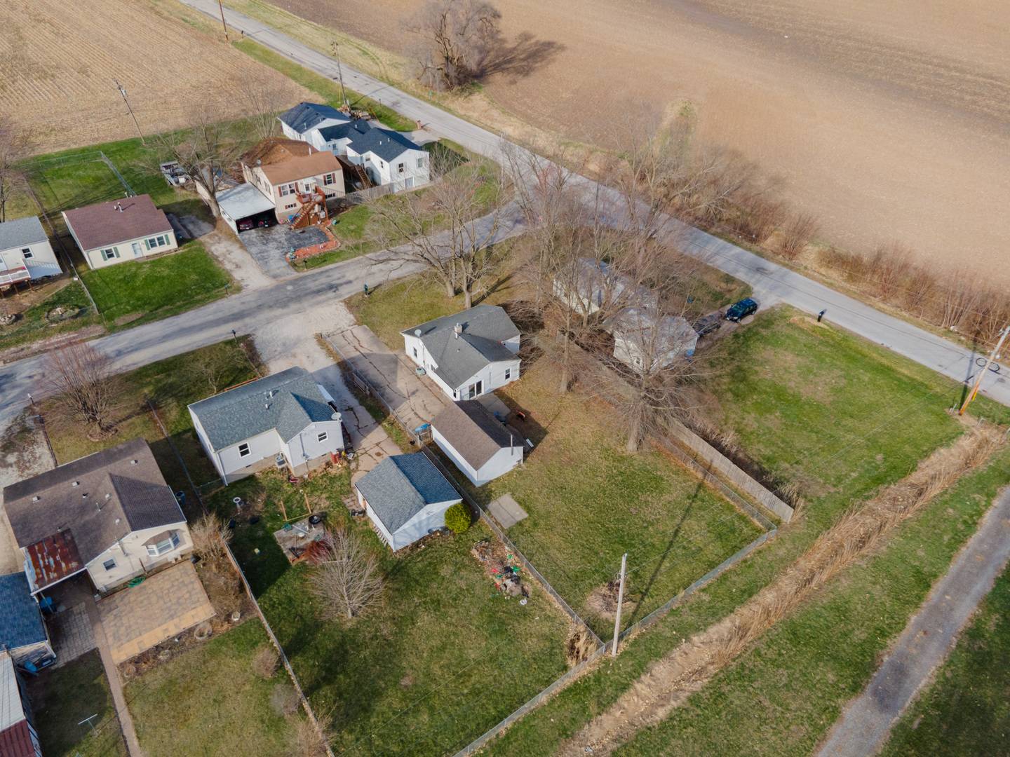 17122 10TH AVE, Carbon Cliff, IL 61239