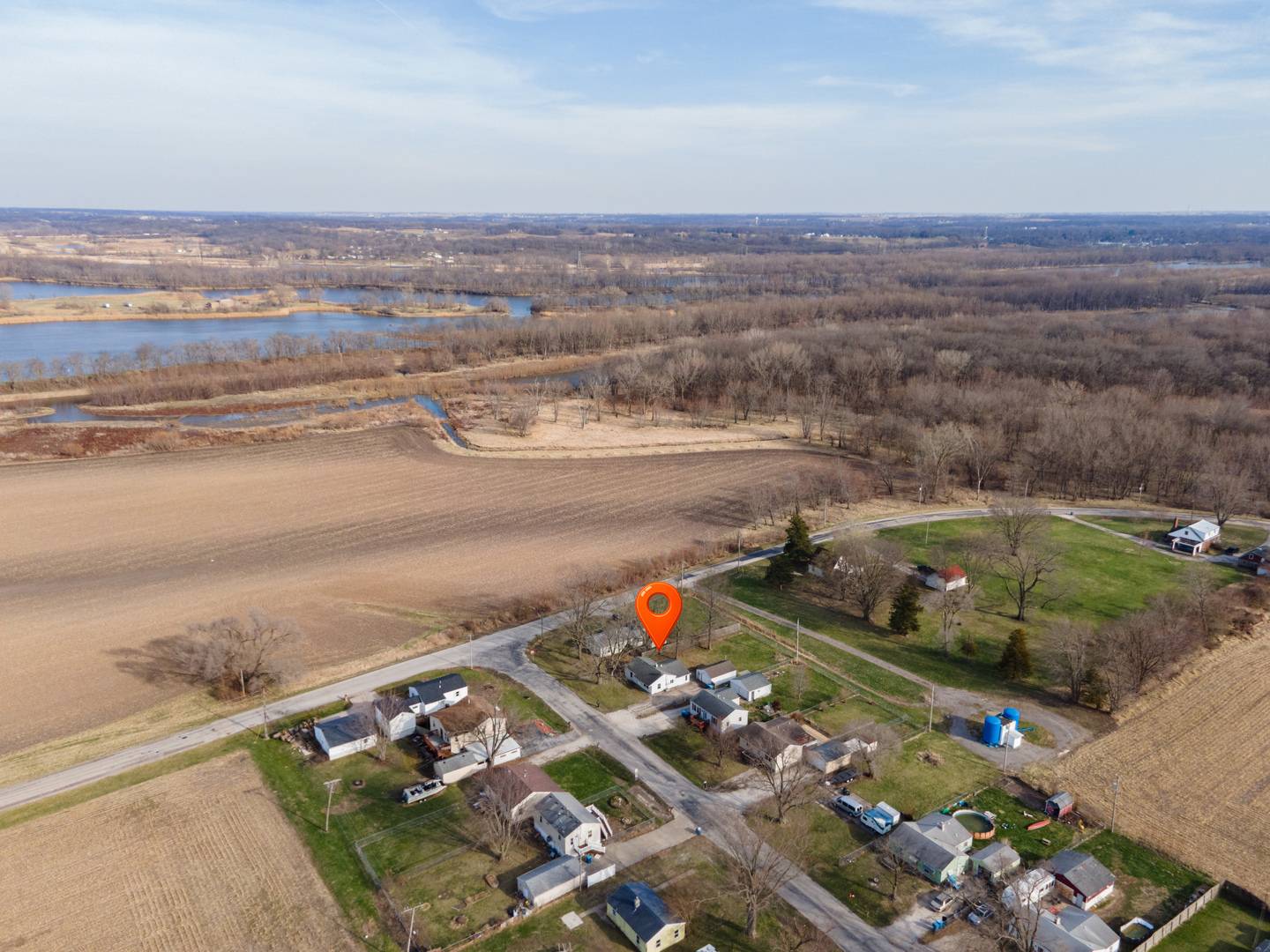 17122 10TH AVE, Carbon Cliff, IL 61239