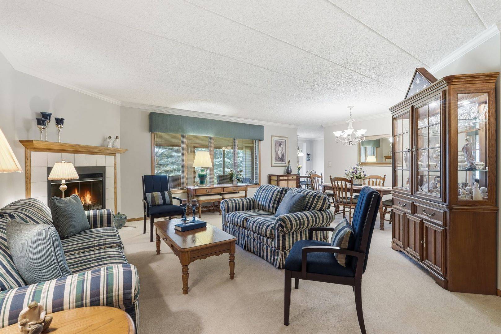 2751 Harbor DR #2751, Joliet, IL 60431
