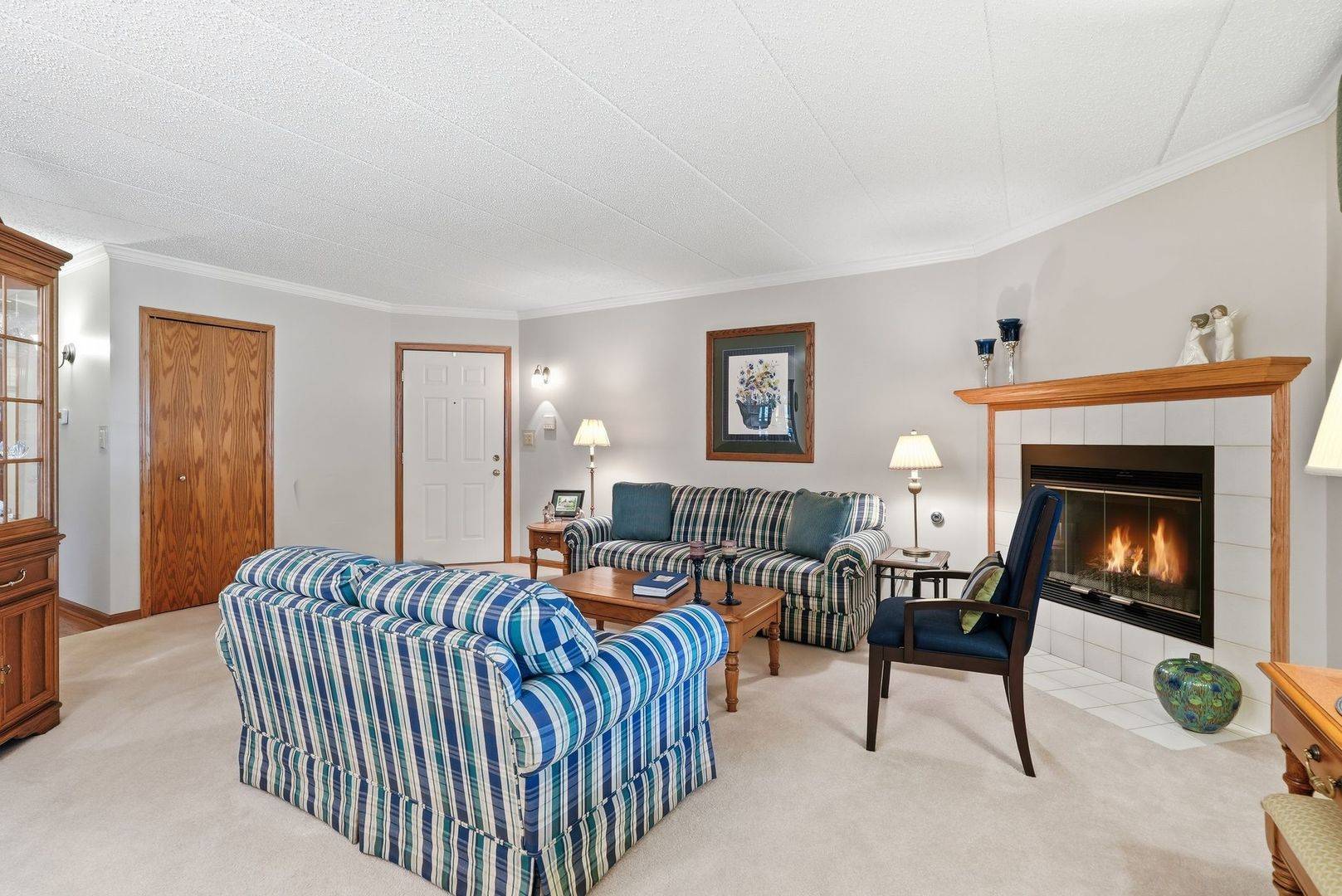 2751 Harbor DR #2751, Joliet, IL 60431