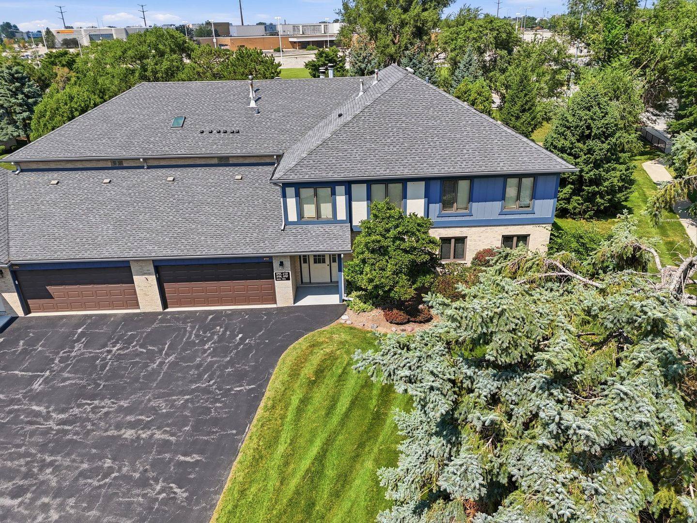2751 Harbor DR #2751, Joliet, IL 60431