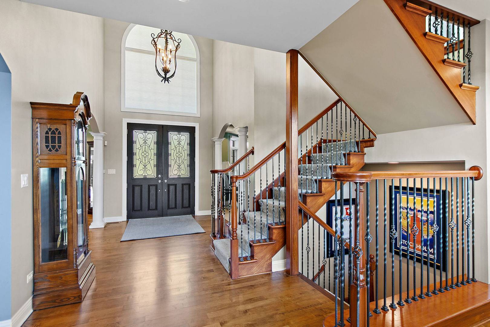 6564 Beech LN, Libertyville, IL 60048