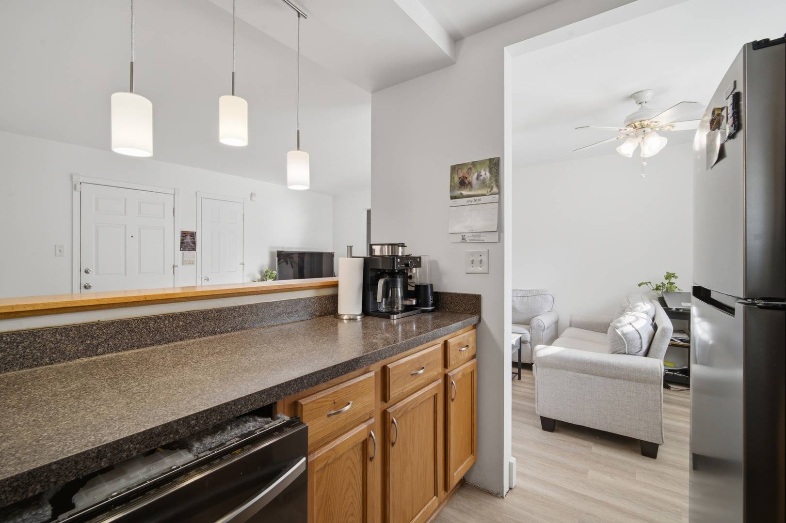 427 S Elmwood AVE #2, Oak Park, IL 60302