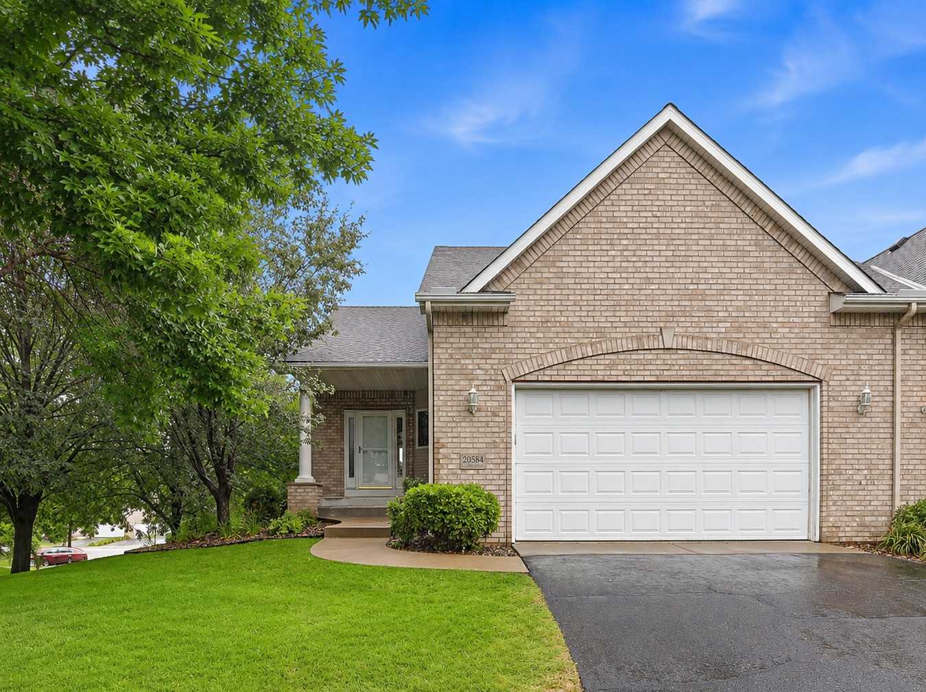 20584 Kearney PATH, Lakeville, MN 55044