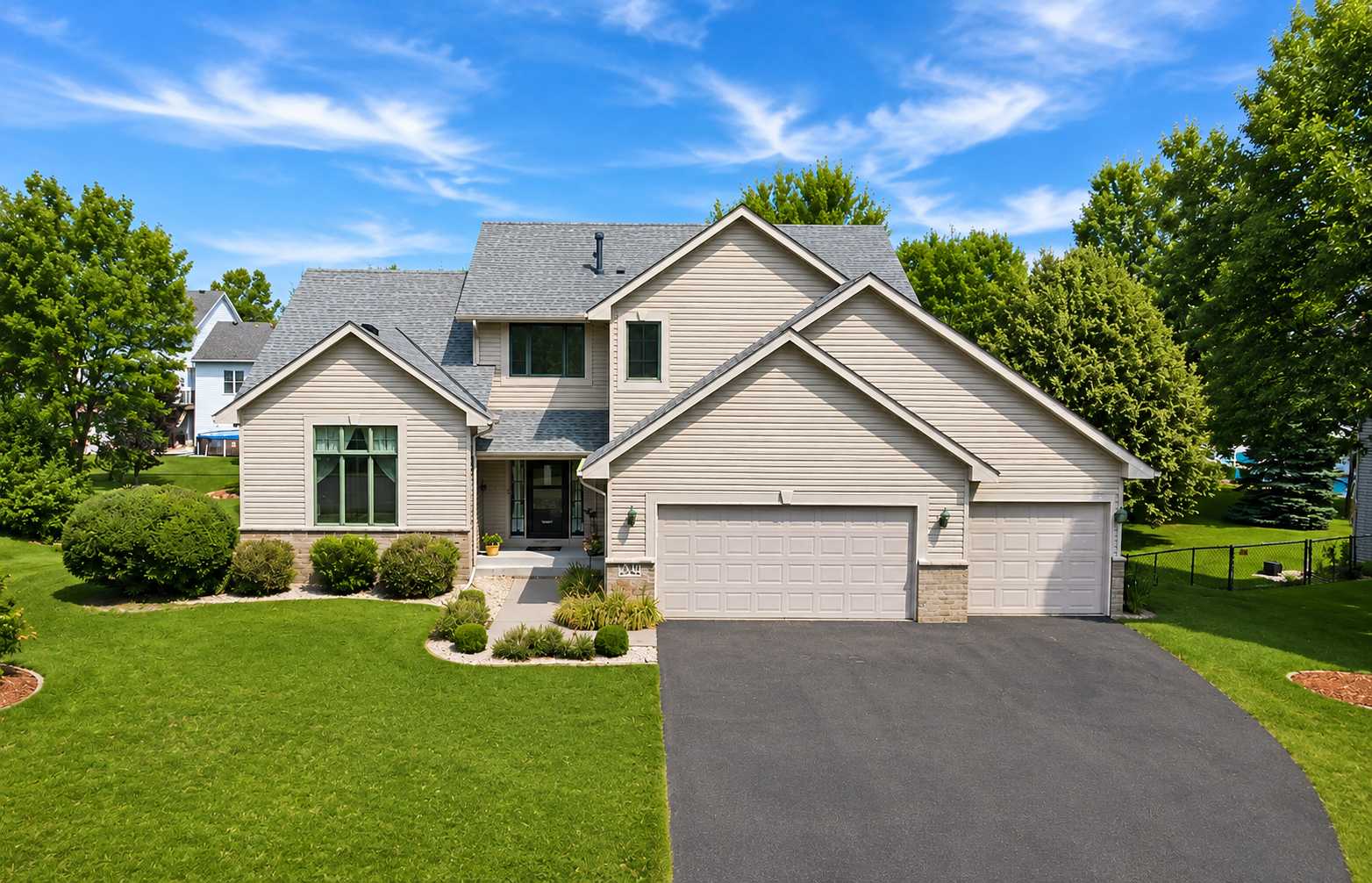 23632 Aspen DR, Rogers, MN 55374