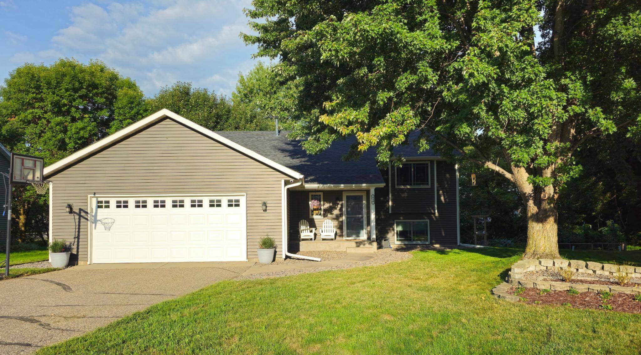 804 Zakrajshek CT, Sartell, MN 56377