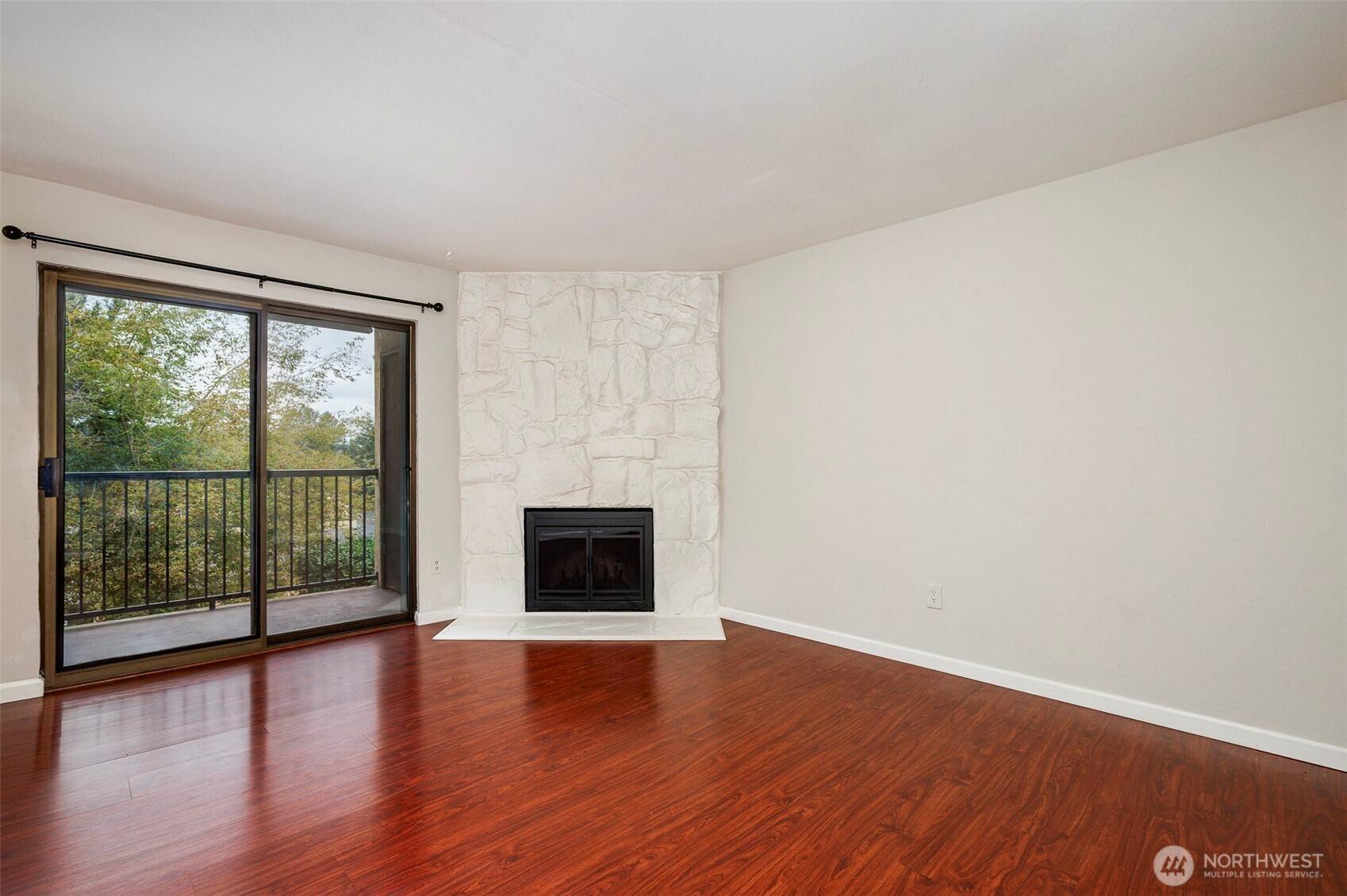 14509 127th LN NE #N-39, Kirkland, WA 98034